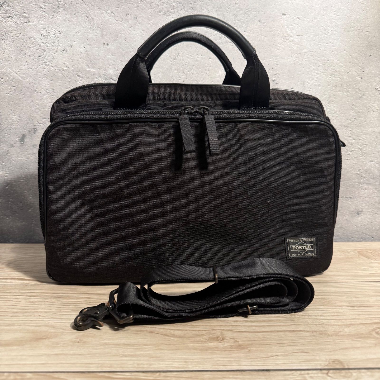 PORTER ポーター HYBRID ハイブリッド 2 WAY ブリーフケース ショルダー ブラック ビジネスバッグ 軽量 A 4収納 底面 メンズ