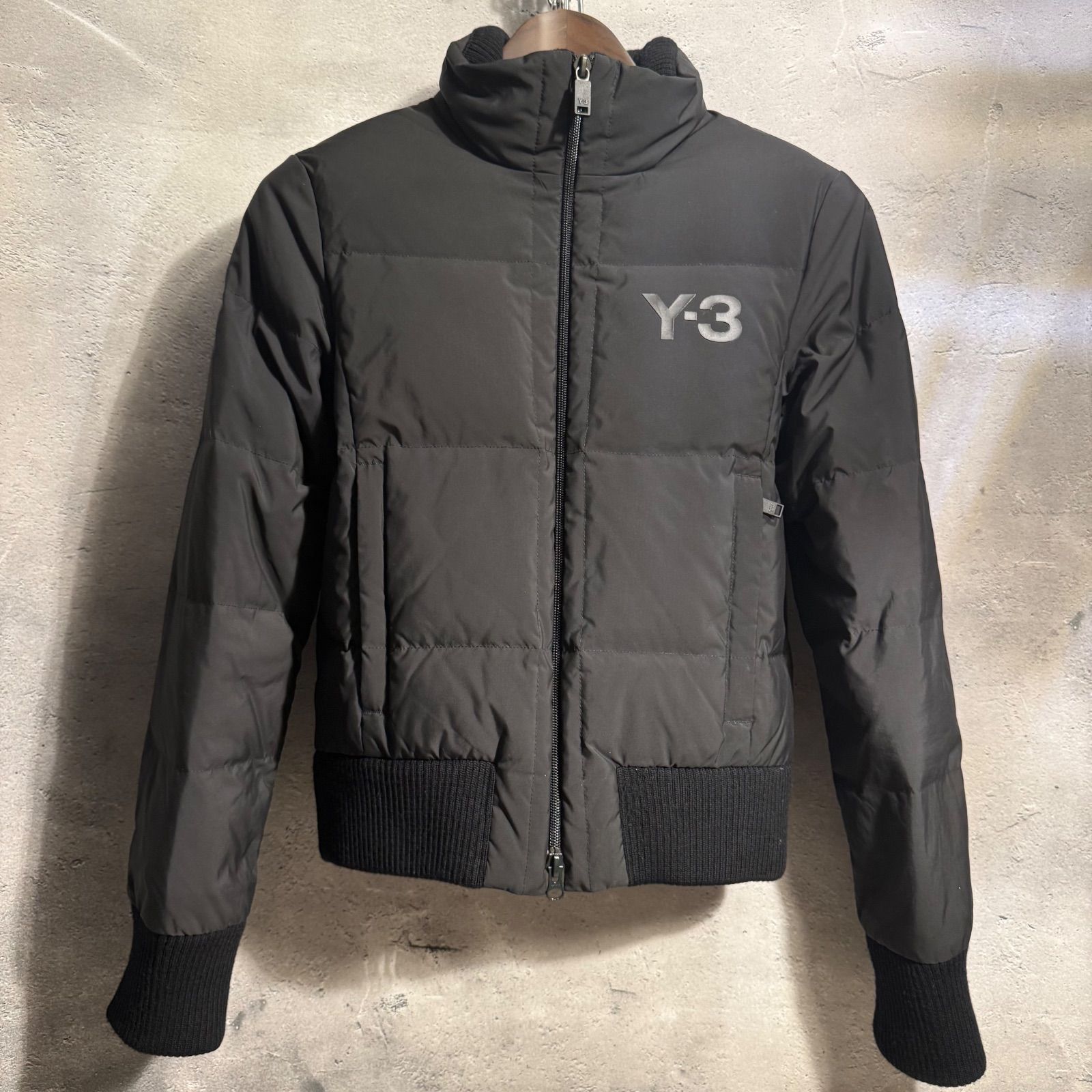 極美品 アディダス adidas Y-3 ワイスリー 刺繍 ダウンジャケット ✨美品 Y-3 ワイスリー ヨウジヤマモト adidas ダウンジャケット XS