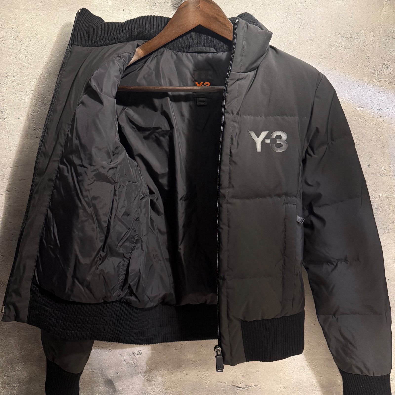 Y-3 YOHJI YAMAMOTO アディダス ダウン ベスト ブラックS ワイスリー