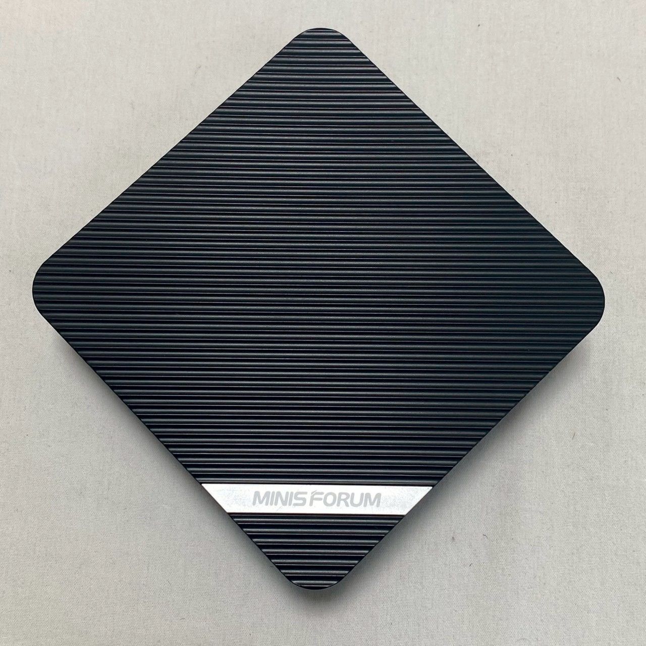 【良品】MINISFORUM/UM480/Ryzen7/4800U/16GB/512GB/SSD/No.4591 UM480 AMD Mini 0 4800H(8C⁄16T) Explained
