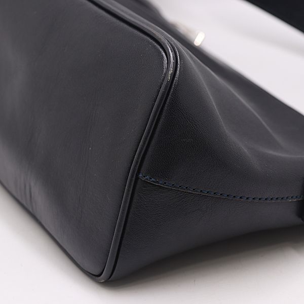 HIROFU ヒロフ ショルダーバッグ ロゴ型押し シボ革 レザー ブラック