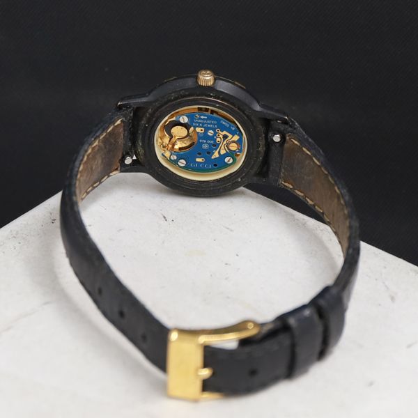 QZ グッチ ラウンド 黒文字盤 レディース腕時計 2000000 NSK KRK