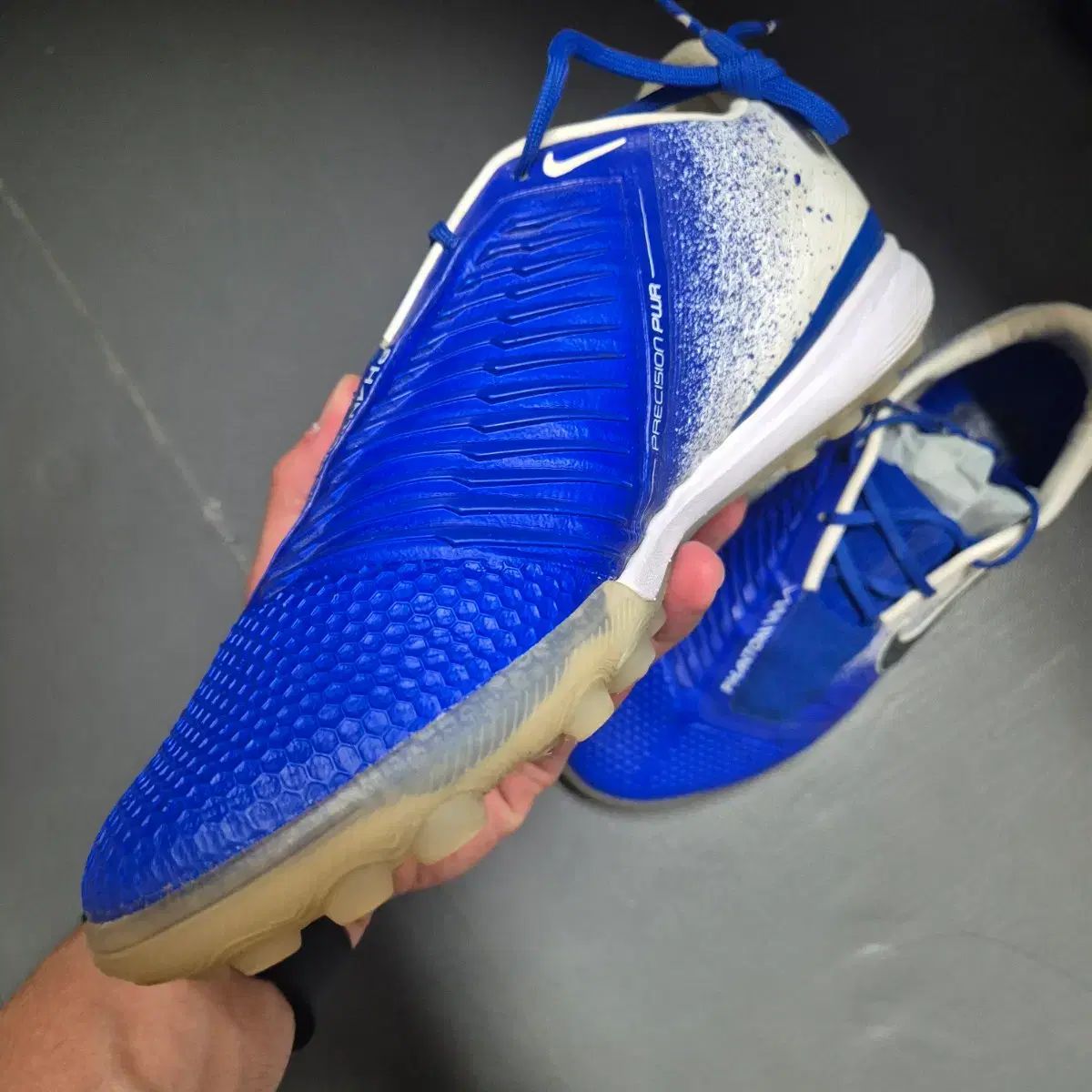 ナイキ FANTOM ヴェノム エリート TF 260