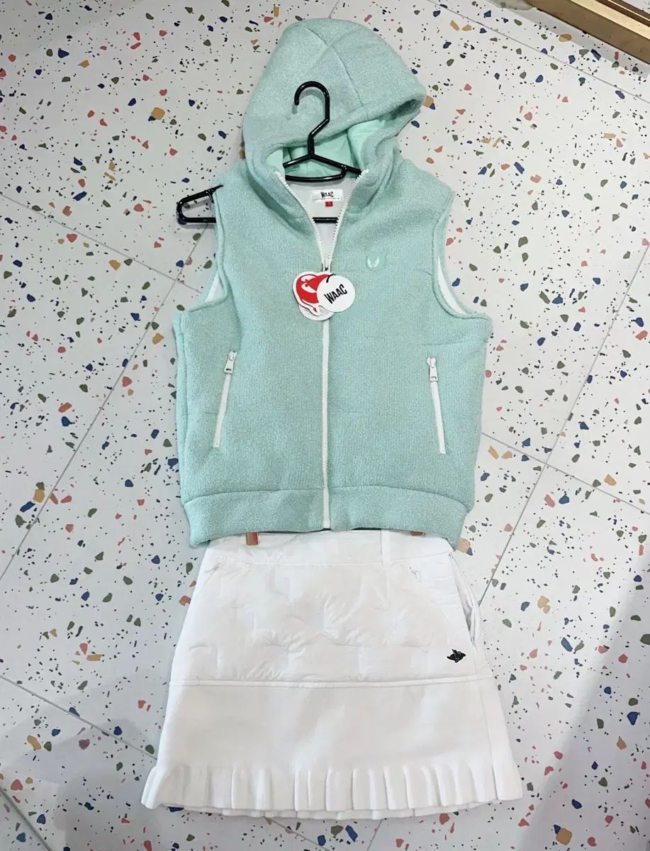 ワック WACC ゴルフ - とてもかわいい冬ベスト タグあり