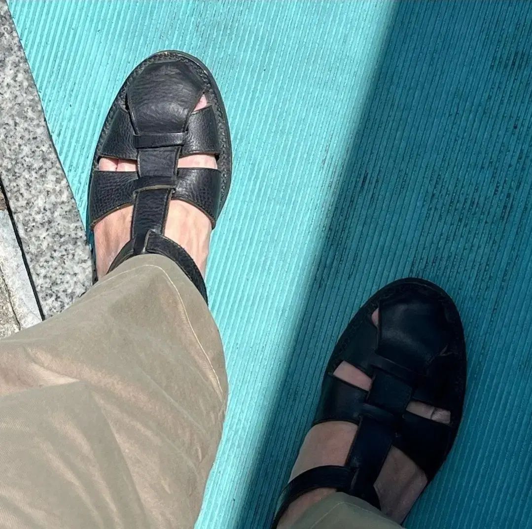 ブルケスタ サンダル ブラック 42 サイズ At Last Co アットラスト TIMEWORN CLOTHING タイムウォーンクロージング