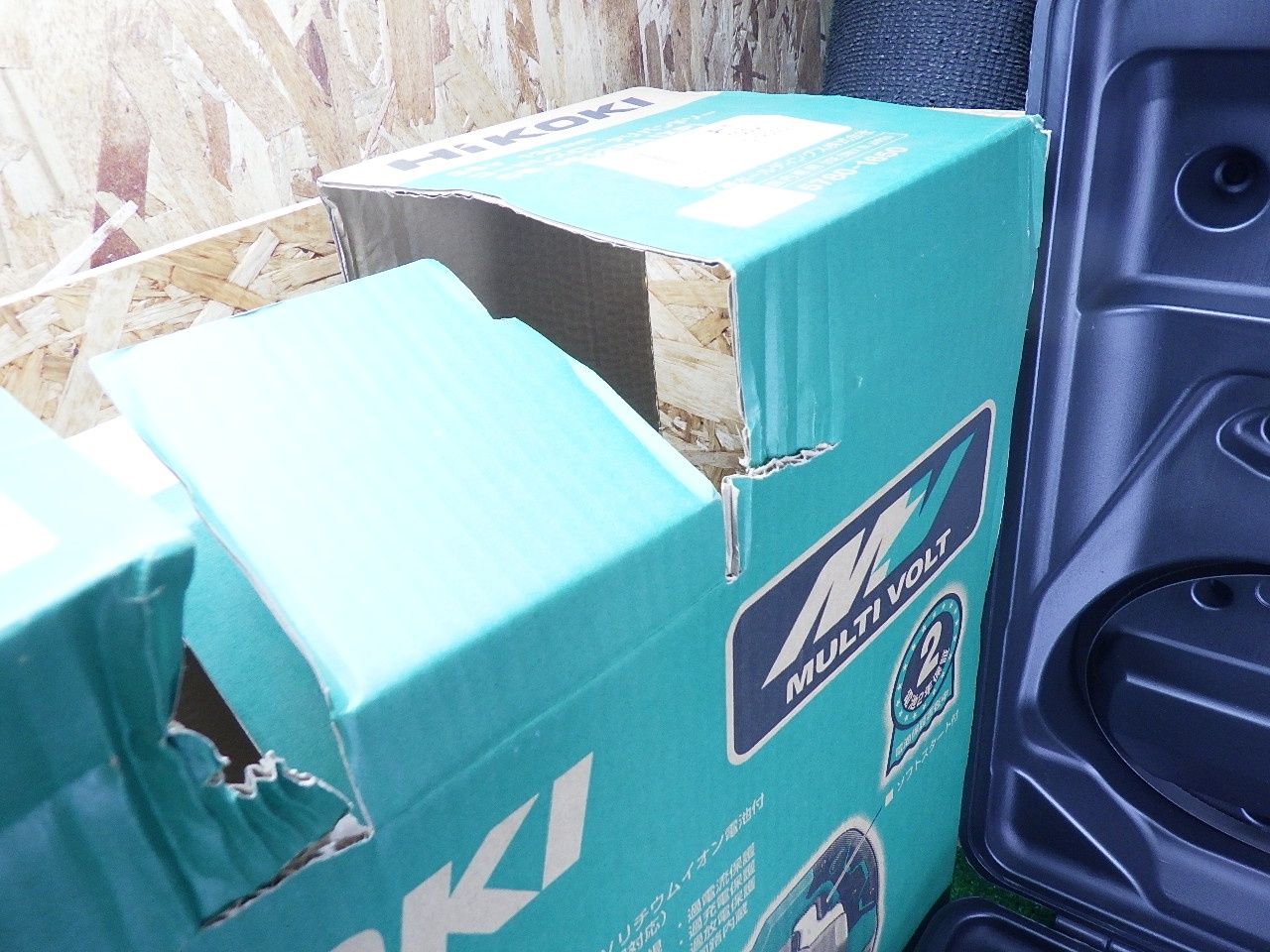 長期保管箱痛み HiKOKI