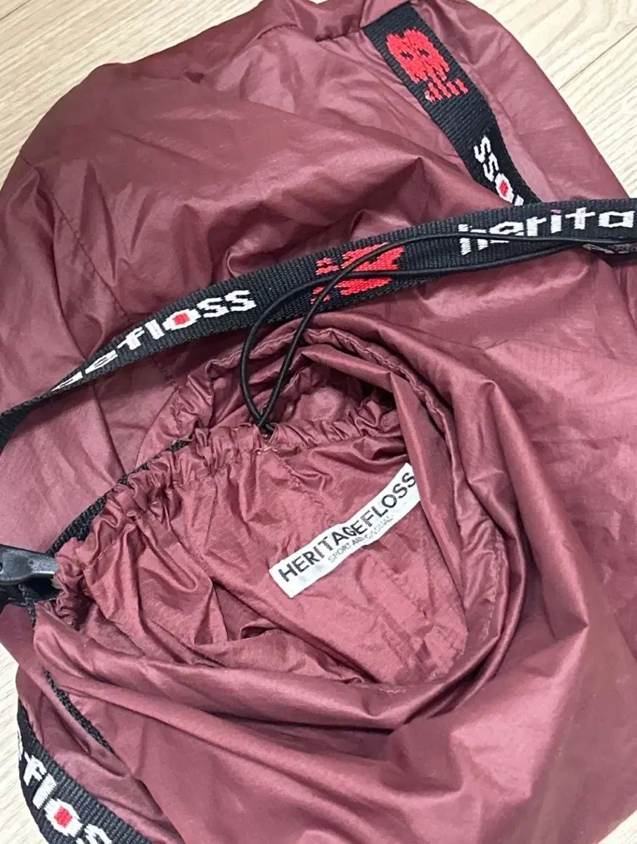 ヘリテージフロース x ニュー ンス スポーツバッグ バーガンディ