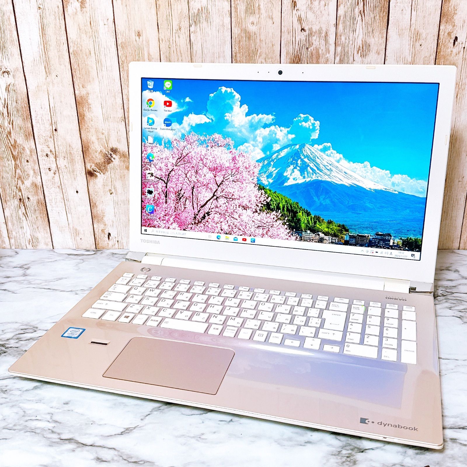 爆速SSD⭐メモリ12GB✅設定済で届いてすぐに使える✅カメラ付白ノートパソコン 期間限定クーポン配布中！】1台限定✨高性能i7＆爆速SSD/メモリ16GB