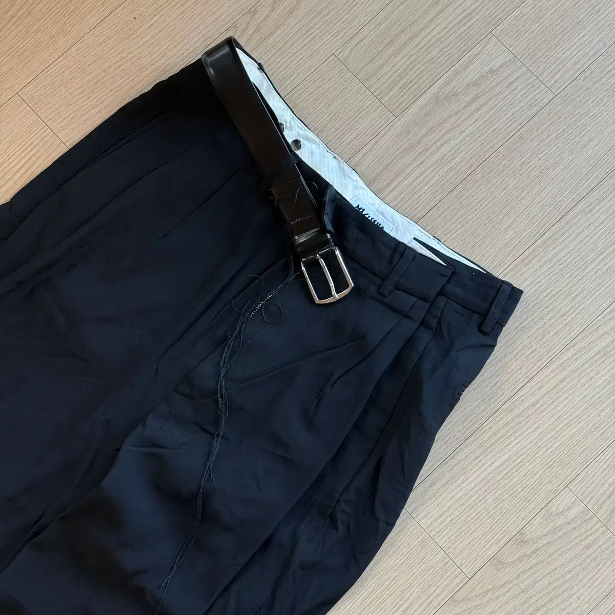 マリアーノ magliano スラックス - メルカリ