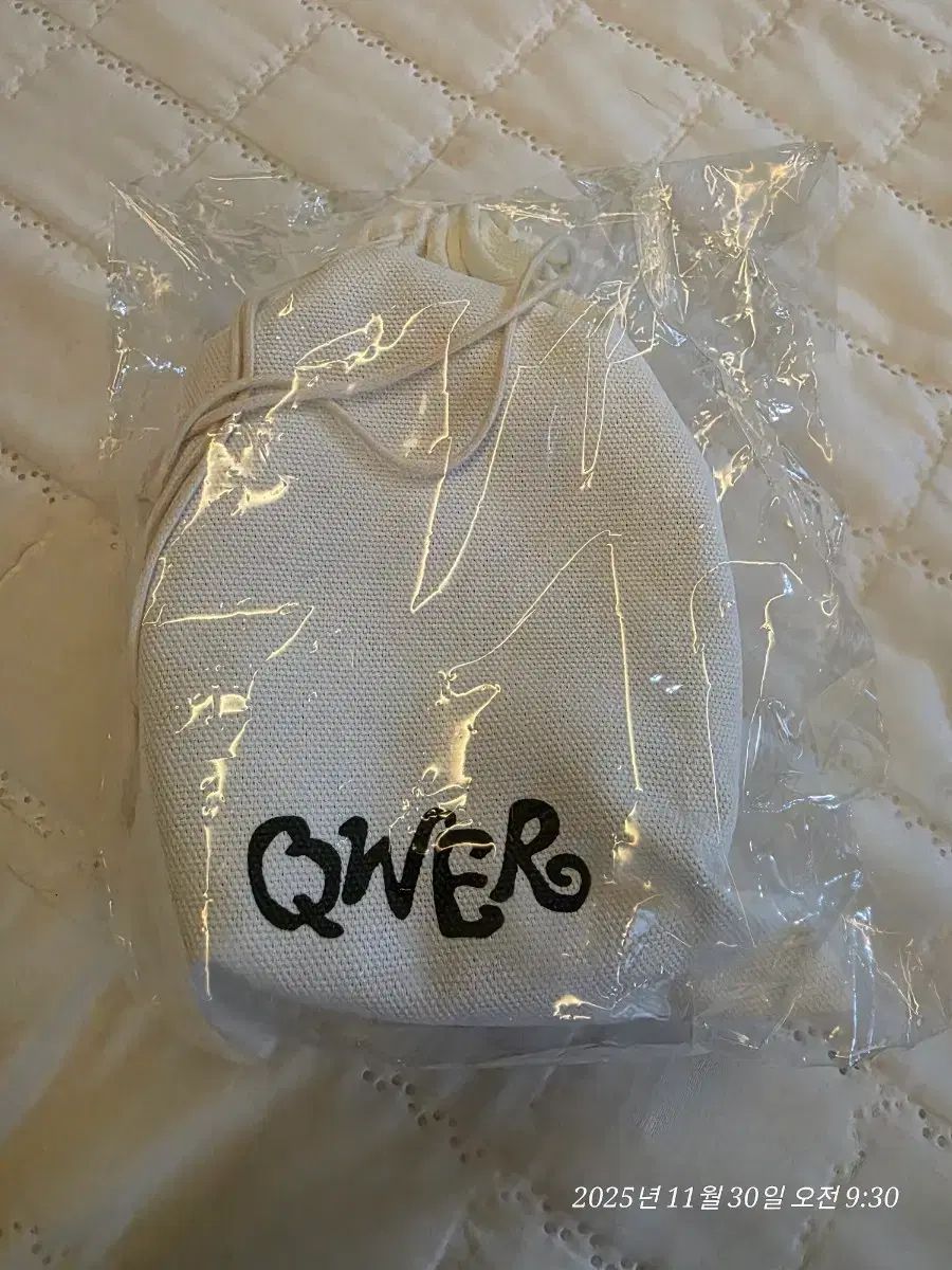 QWER 2周年 ギター ストラップ