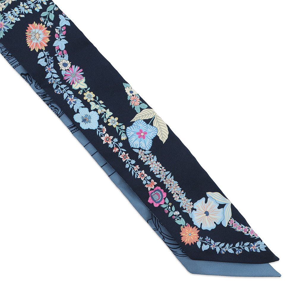 エルメス スカーフ ツイリー ブリッド・ドゥ・ガラ・アン・フルール