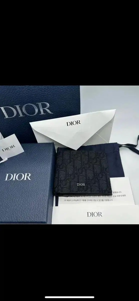 ディオール オブリーク ジャカード 二つ折り財布 (在庫処分) - メルカリ