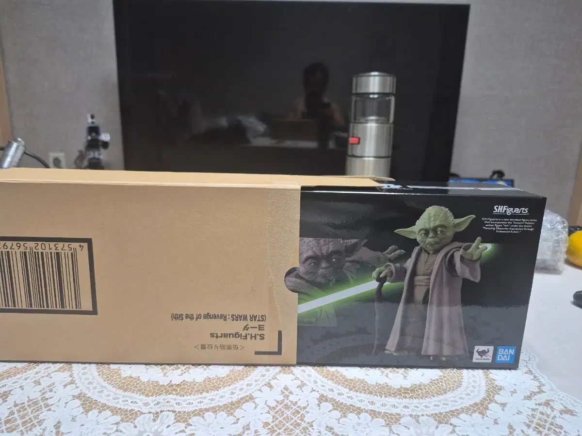 バンダイ スター ウォーズ ヨダ フィギュア