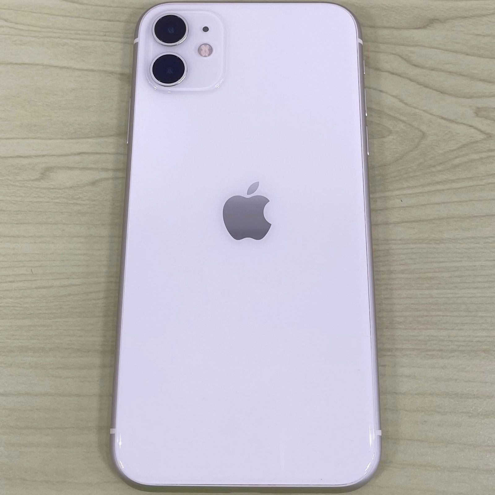 バッテリー86%】iPhone11 64GB ホワイト SIMフリー 21666 - メルカリ