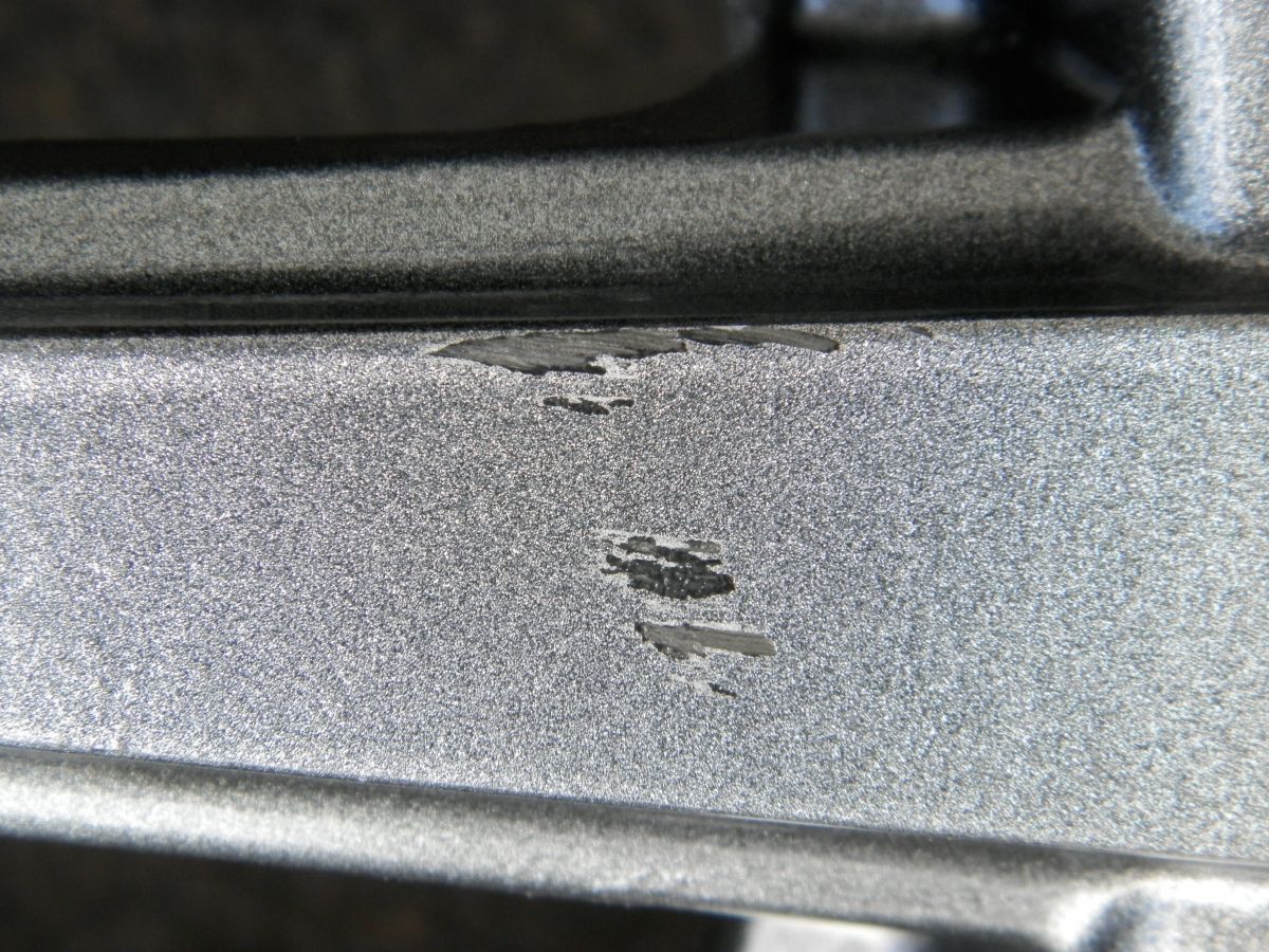 15インチ 社外アルミホイール付スタッドレスタイヤ