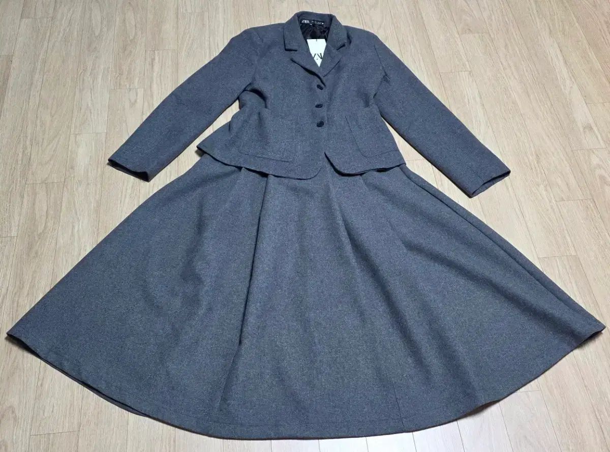 ZARA ザラ トゥーピース スーツ ラージ 77