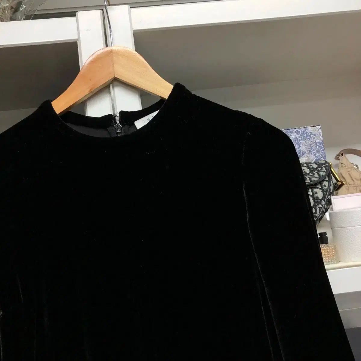 SANDRO サンドロ ブラック 節約 ツアーベルベット ONE PIECE SANDRO