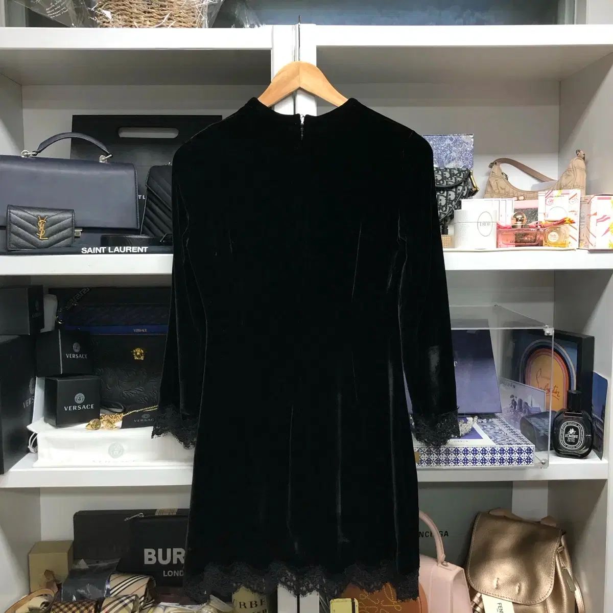 SANDRO サンドロ ブラック 節約 ツアーベルベット ONE PIECE SANDRO