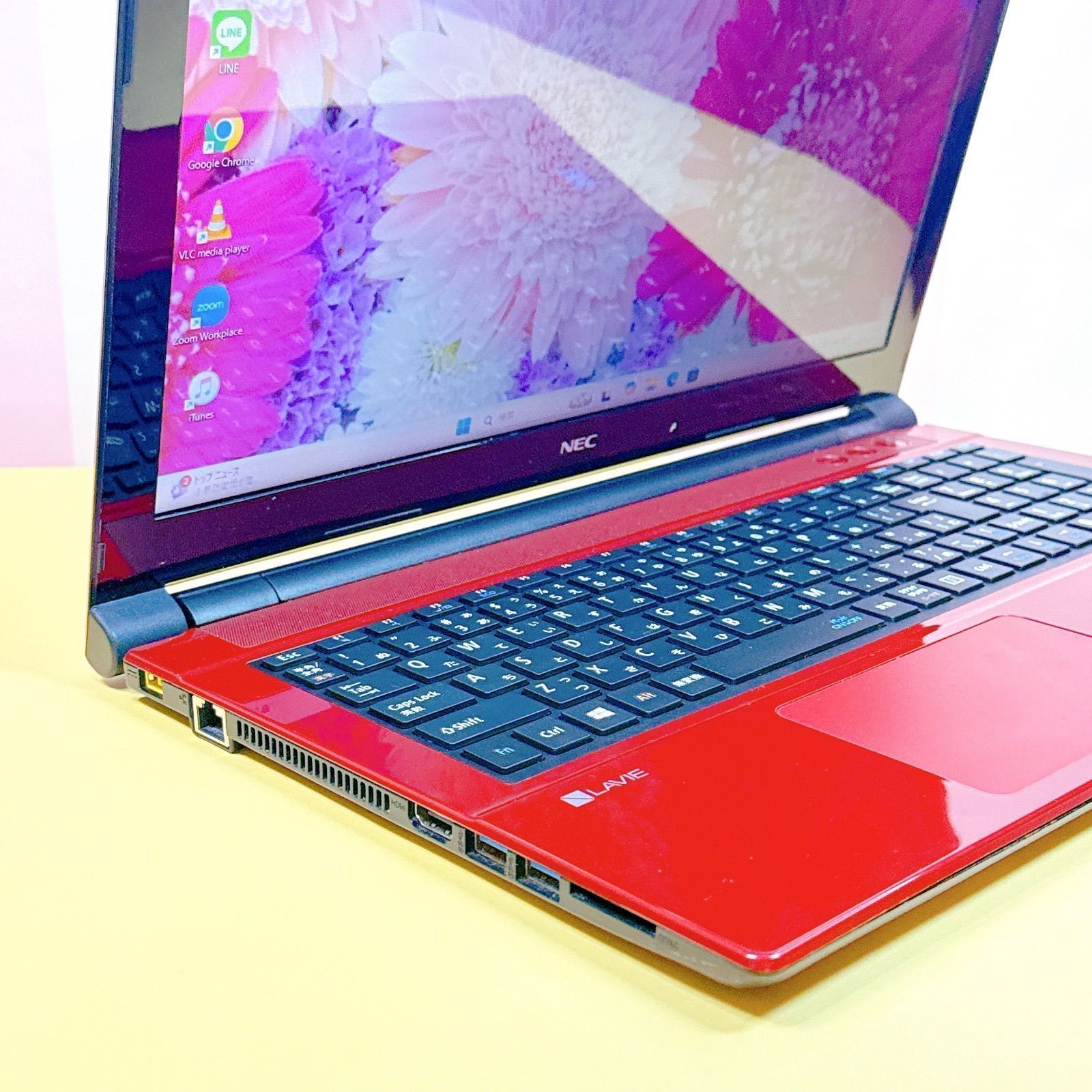 Windows11✨新品高速SSD搭載✨薄型でお洒落 ノートパソコン✨カメラ付