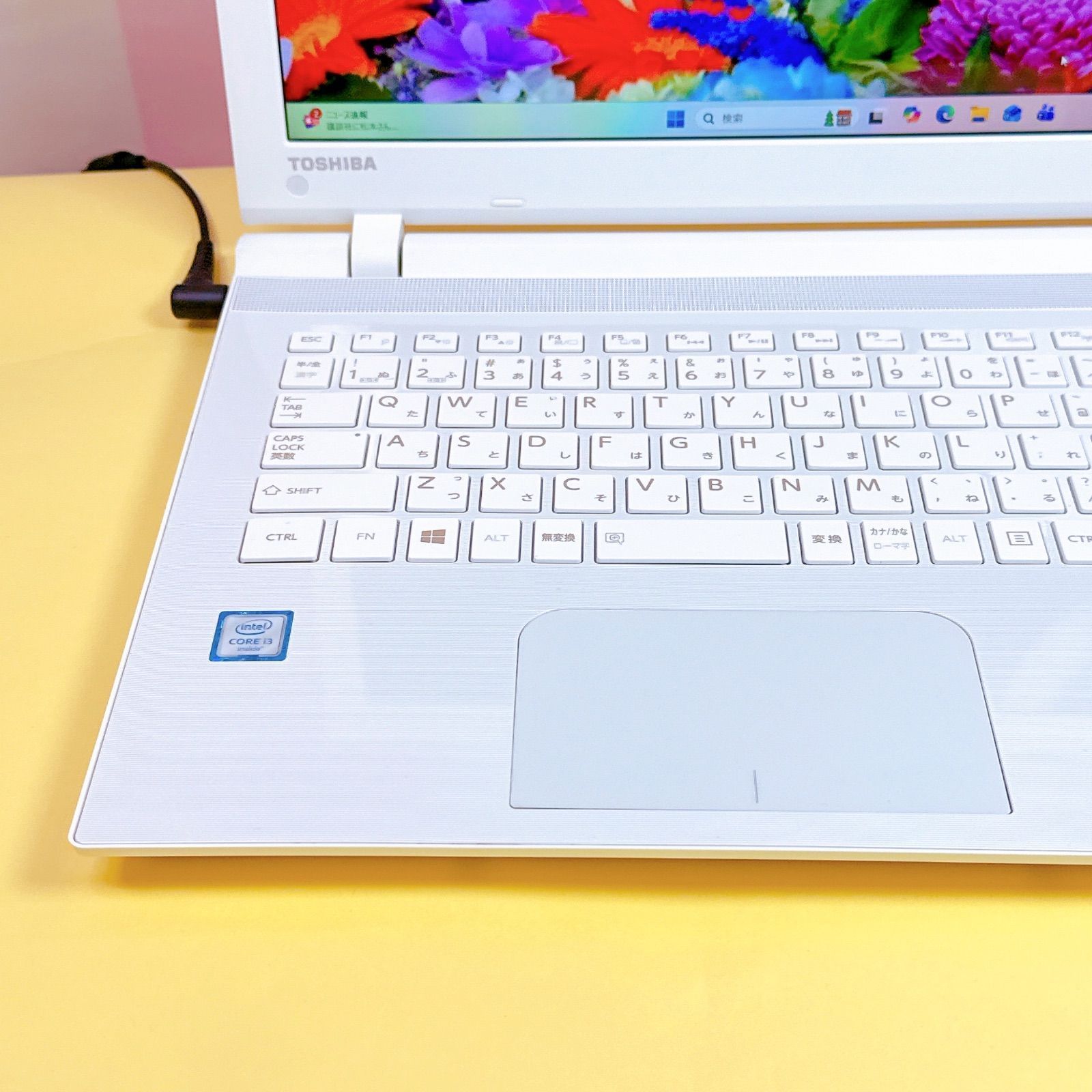 👍初心者に最適✨新品SSDで爆速！Windows11✨設定済カメラ付薄型ノート