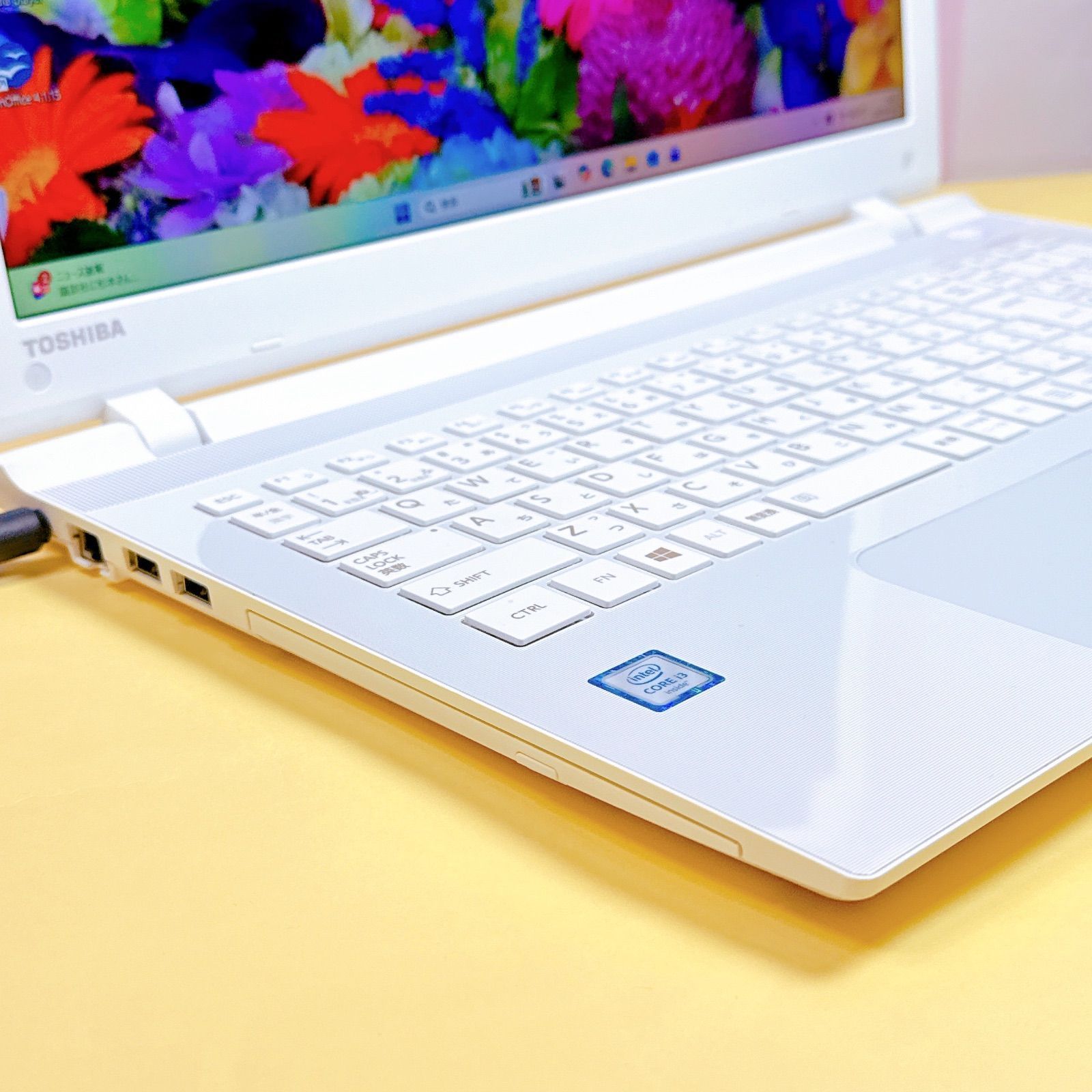 👍初心者に最適✨新品SSDで爆速！Windows11✨設定済カメラ付薄型ノート