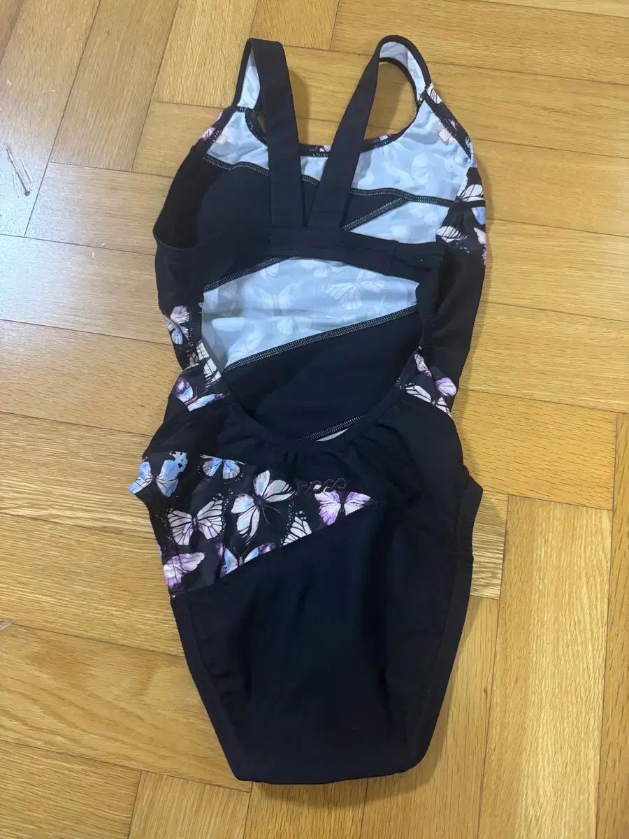ホーグ 女の子 蝶 レッスン 水着 85