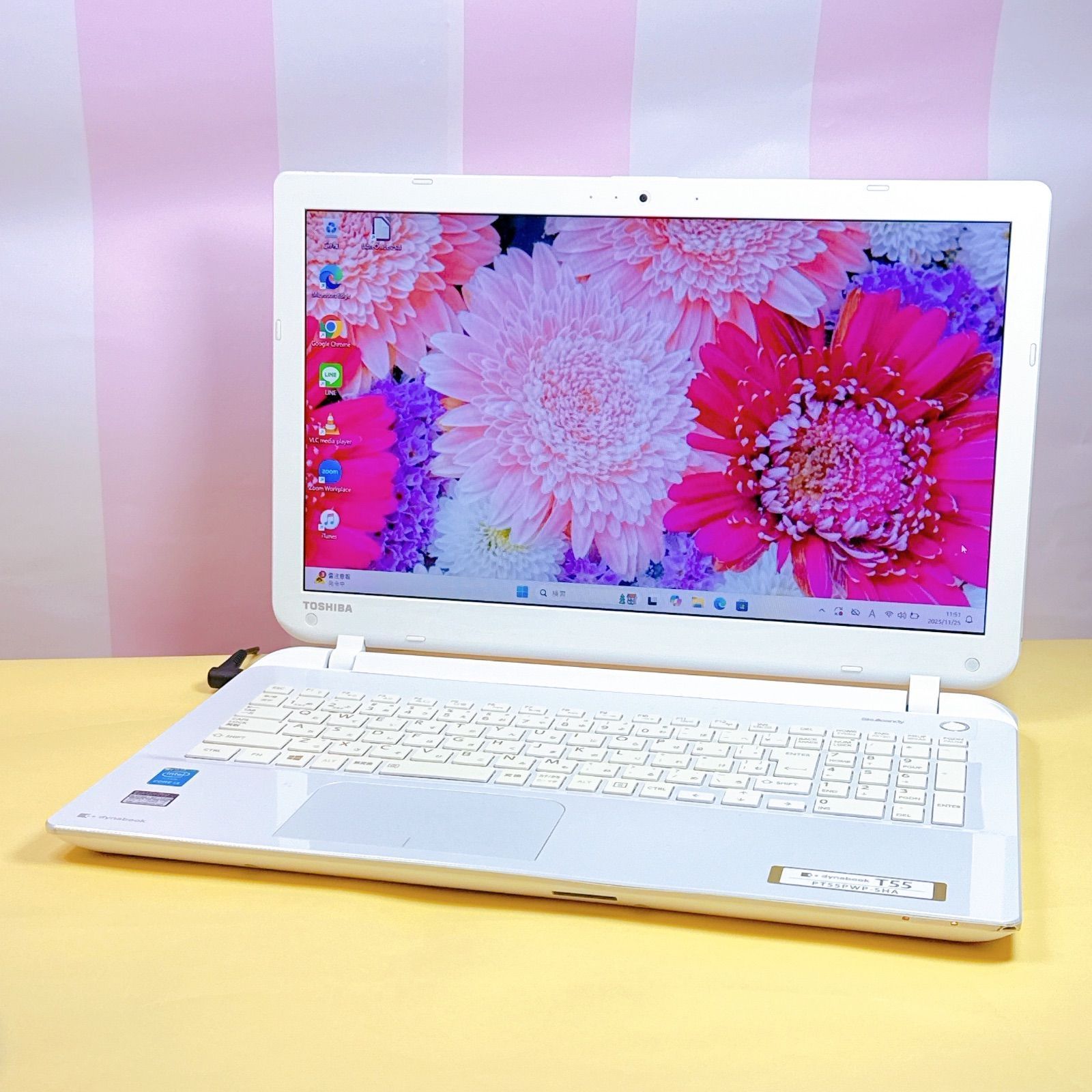 ☺️windows11搭載✨爆速SSD256 メモリ8GB 高性能ノートパソコン