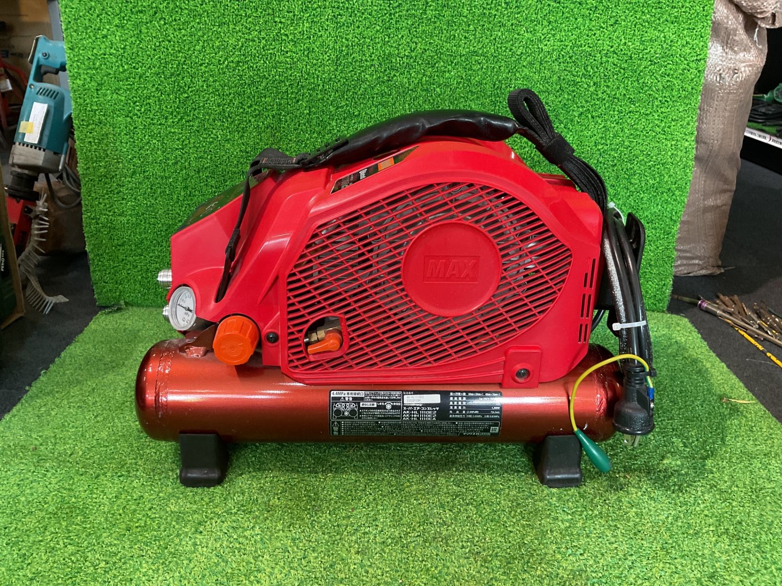  MAX AK- エアーコンプレッサー 満タンまで約4分 サ-252 コンプレッサー エアーツール