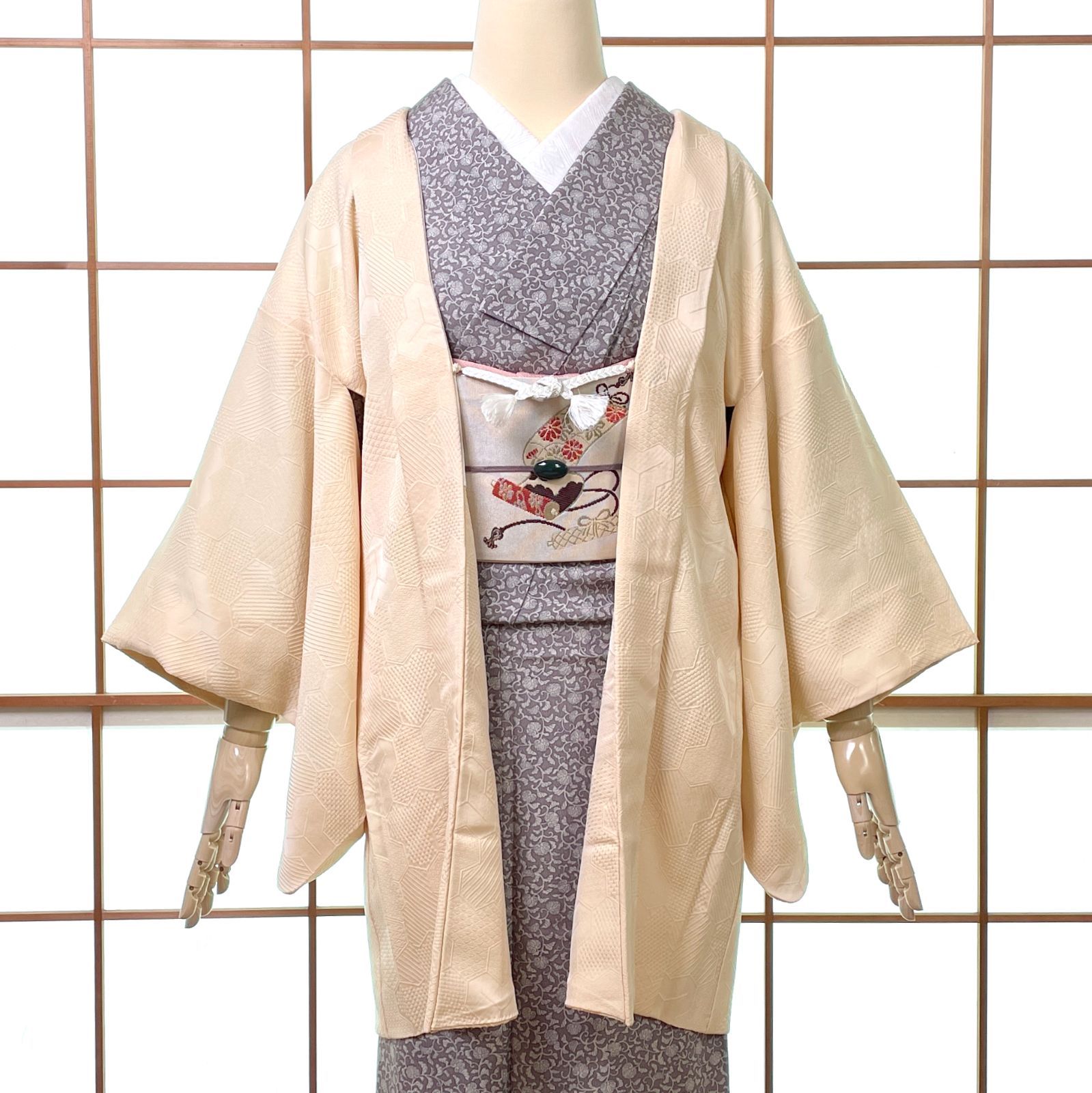 羽織 正絹 毘沙門亀甲 古典柄 色無地 白茶色 淡いクリーム 着物