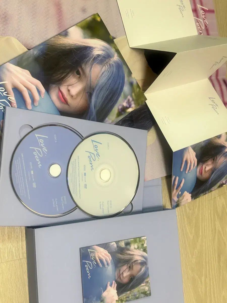 IU Love Poem dvd 開封のみ - メルカリ