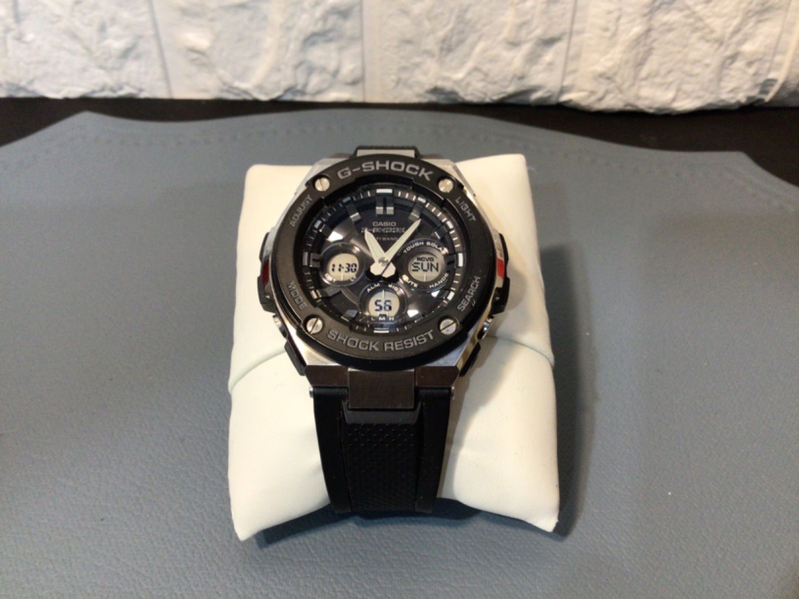CASIO G-SHOCK GST-W300 - メルカリ