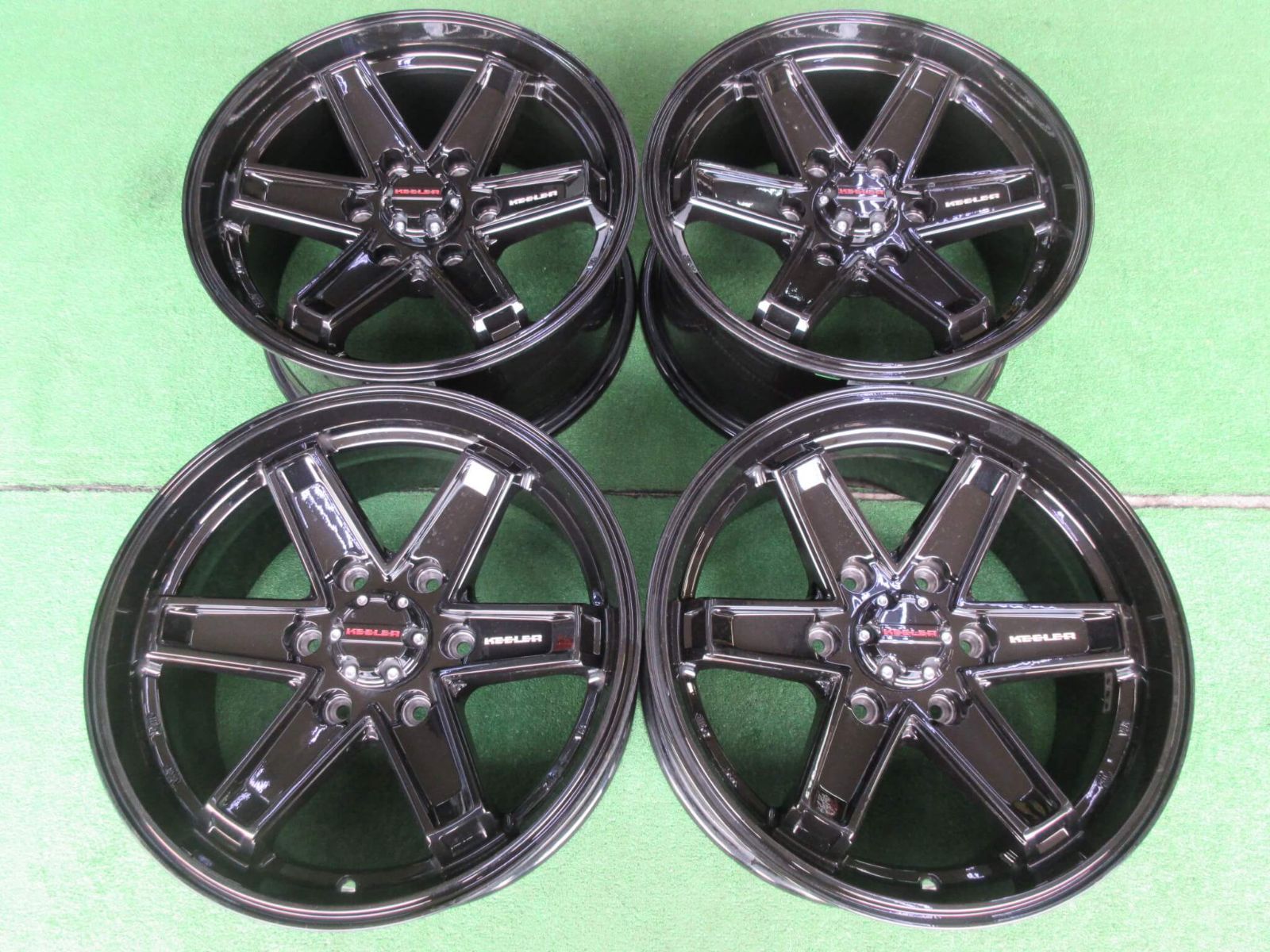 ウェッズ キーラータクティクス ランドクルーザプラドに是非 ブラック 8 J 17 6 H 139 7 25