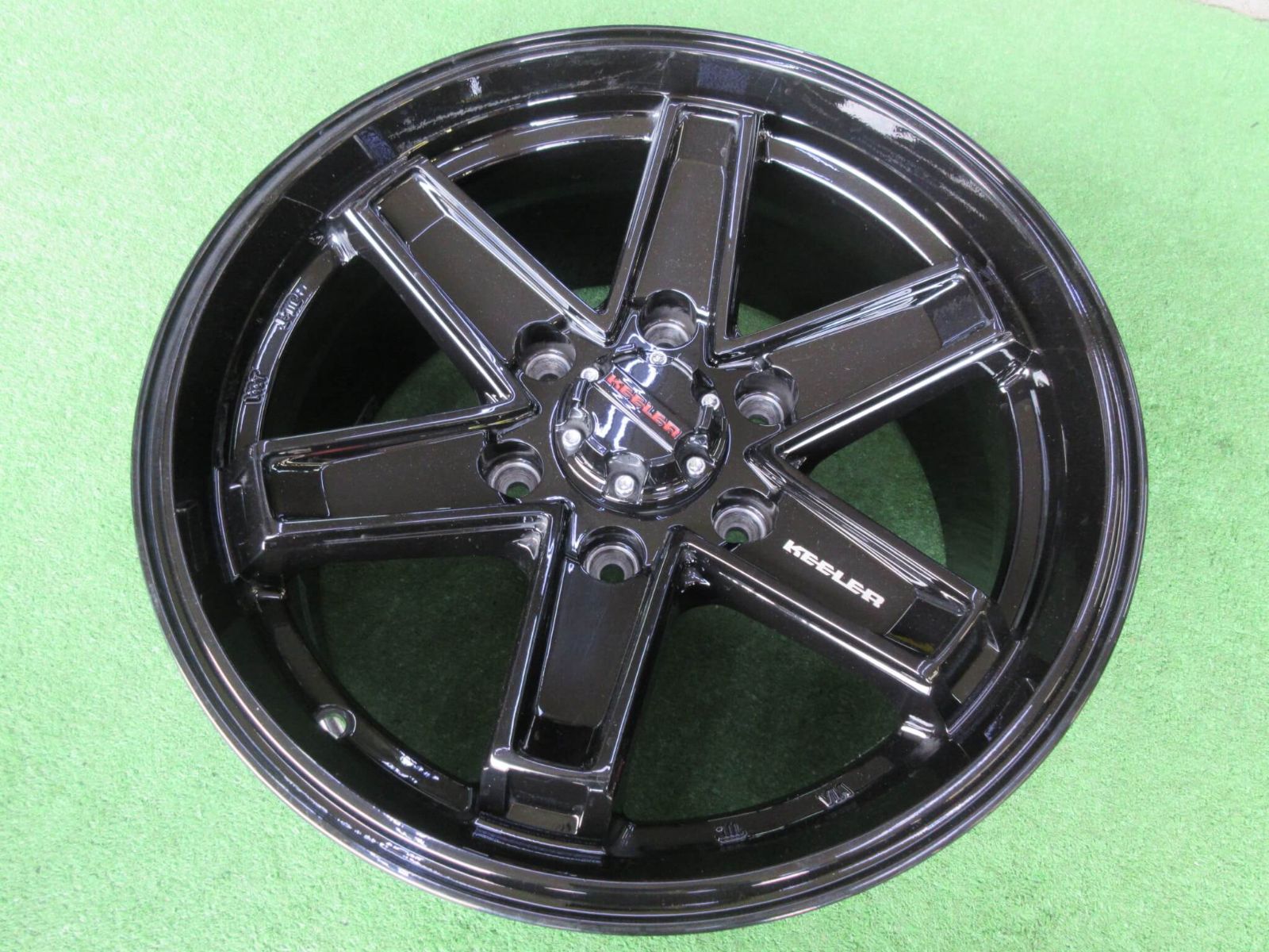 ランドクルーザプラドに是非 ブラック