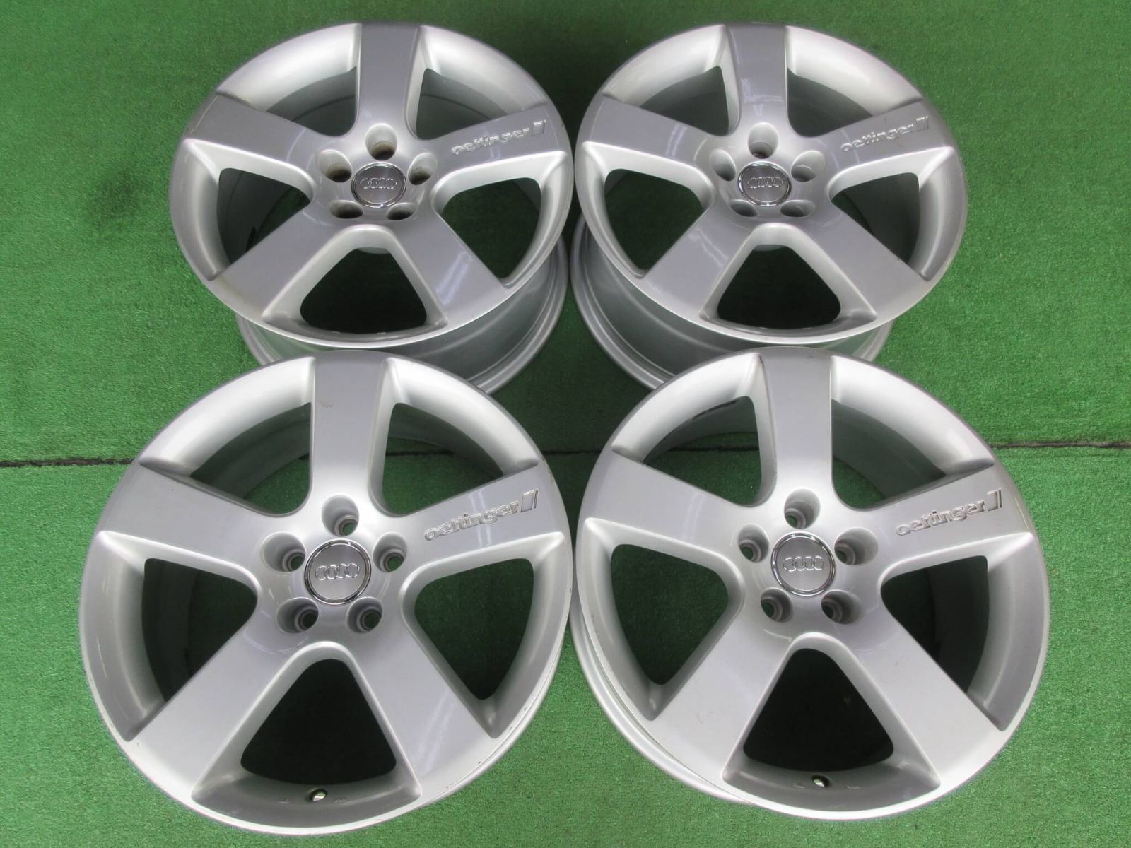 アウディＱ５用 ホイール エッティンガーＲＸ 8 J 18 5 H 112 39 ボルト対応 ハブ設計です