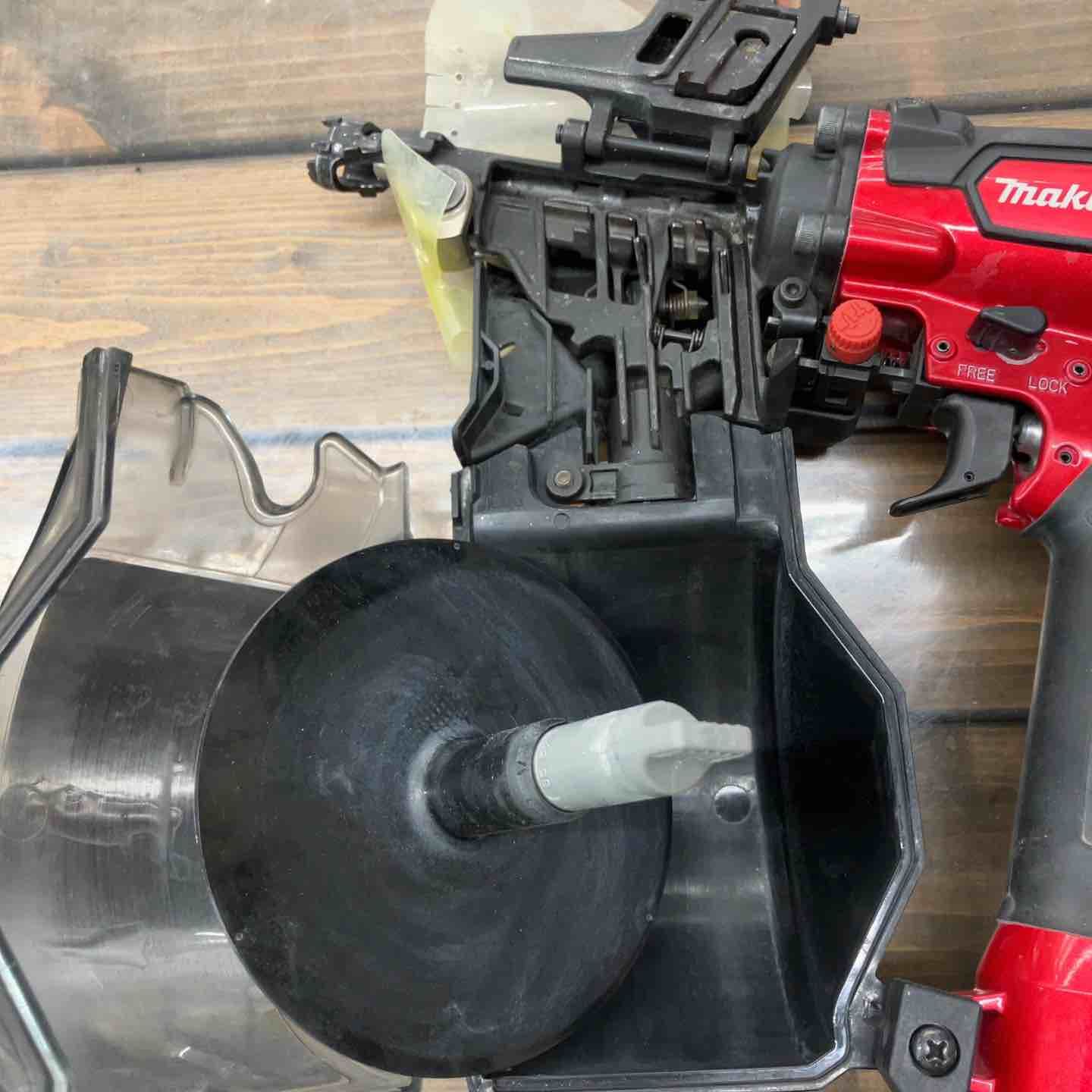 makita 高圧エア釘打ち機