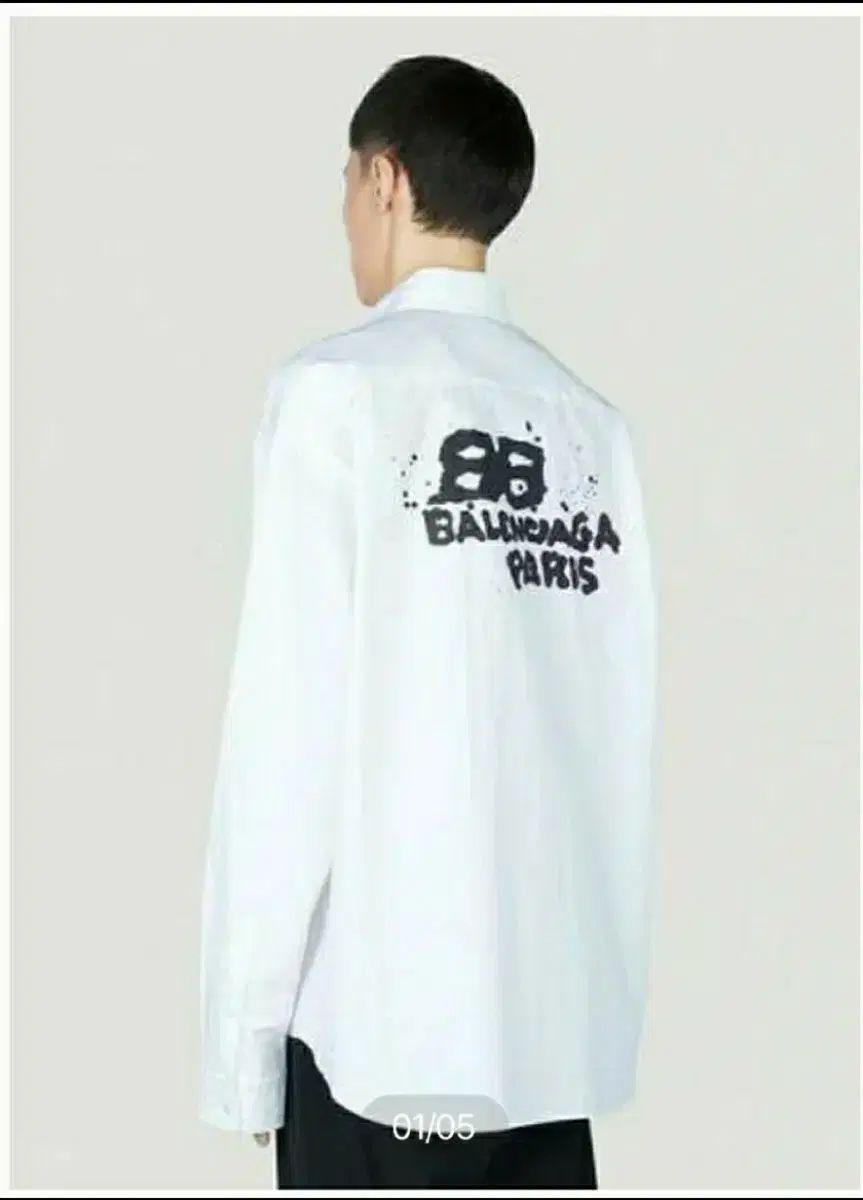 バレンシアガ ハンドドロー オーバサイズ シャツ