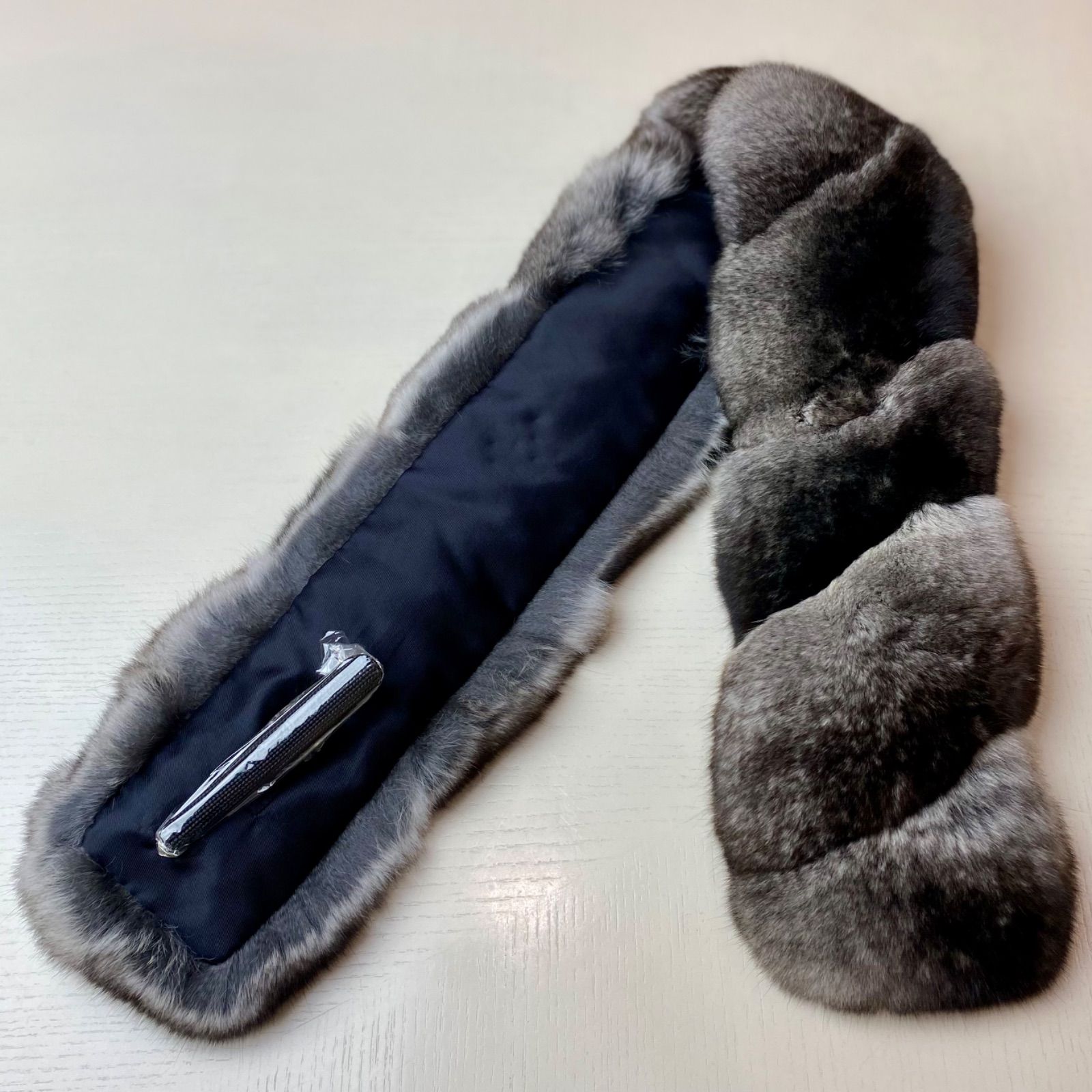 クリスマスフェア🎄🎁特別出品‼︎ CHINCHILLA チンチラ マフラー 日本