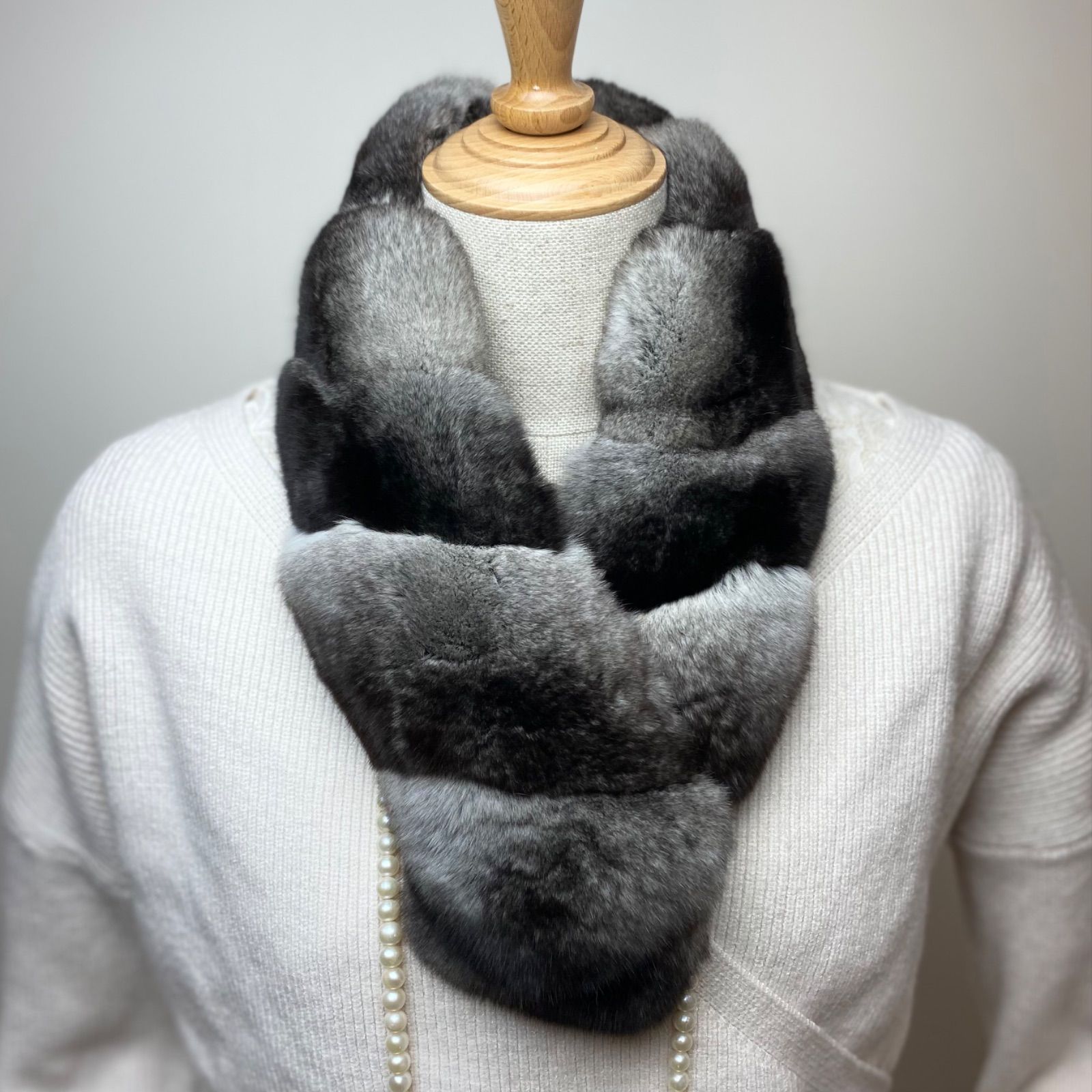 クリスマスフェア🎄🎁特別出品‼︎ CHINCHILLA チンチラ マフラー 日本