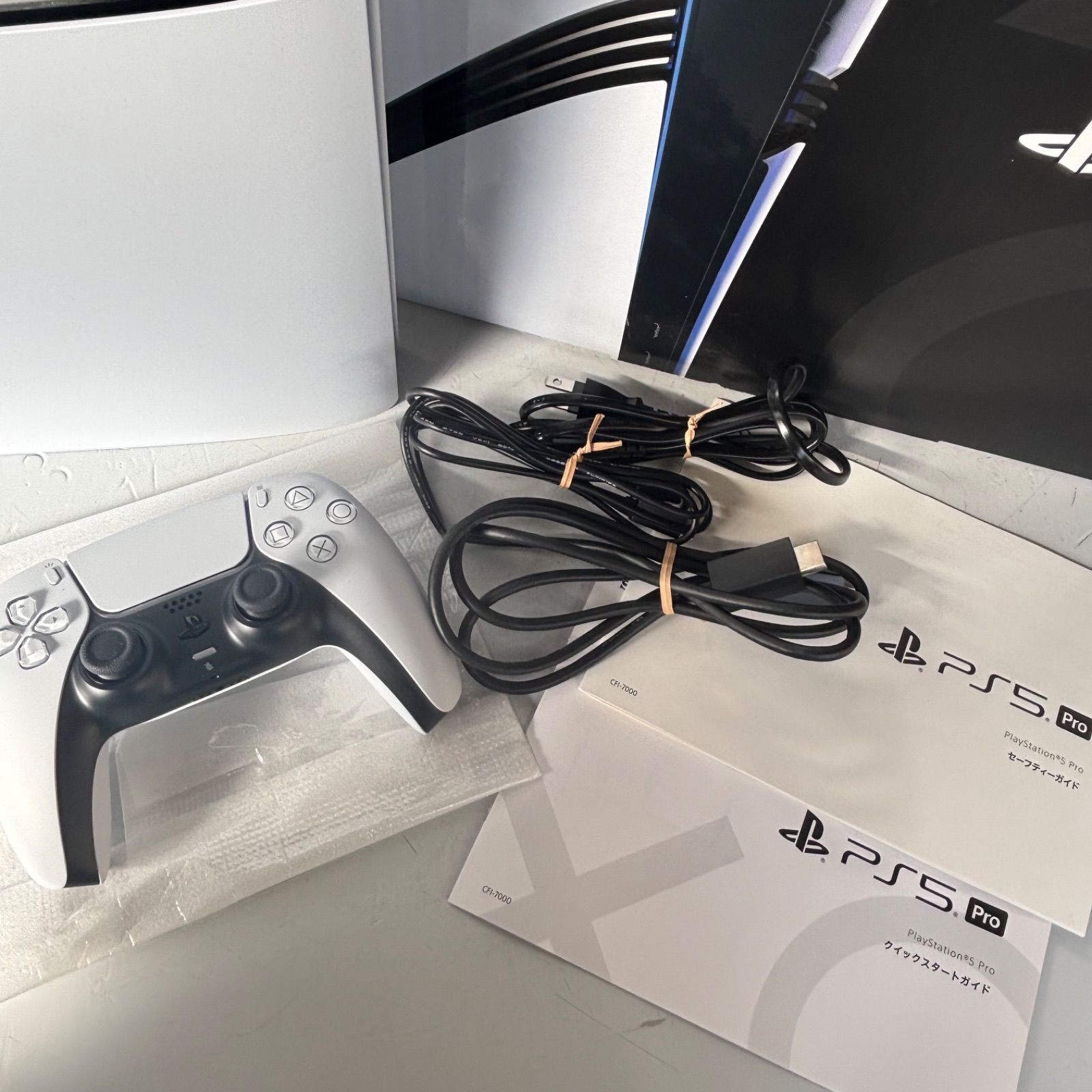 完品 SONY ソニー PlayStation 5 Pro CFI-7000 B 01 箱入り ディスクドライブ 非搭載 PS