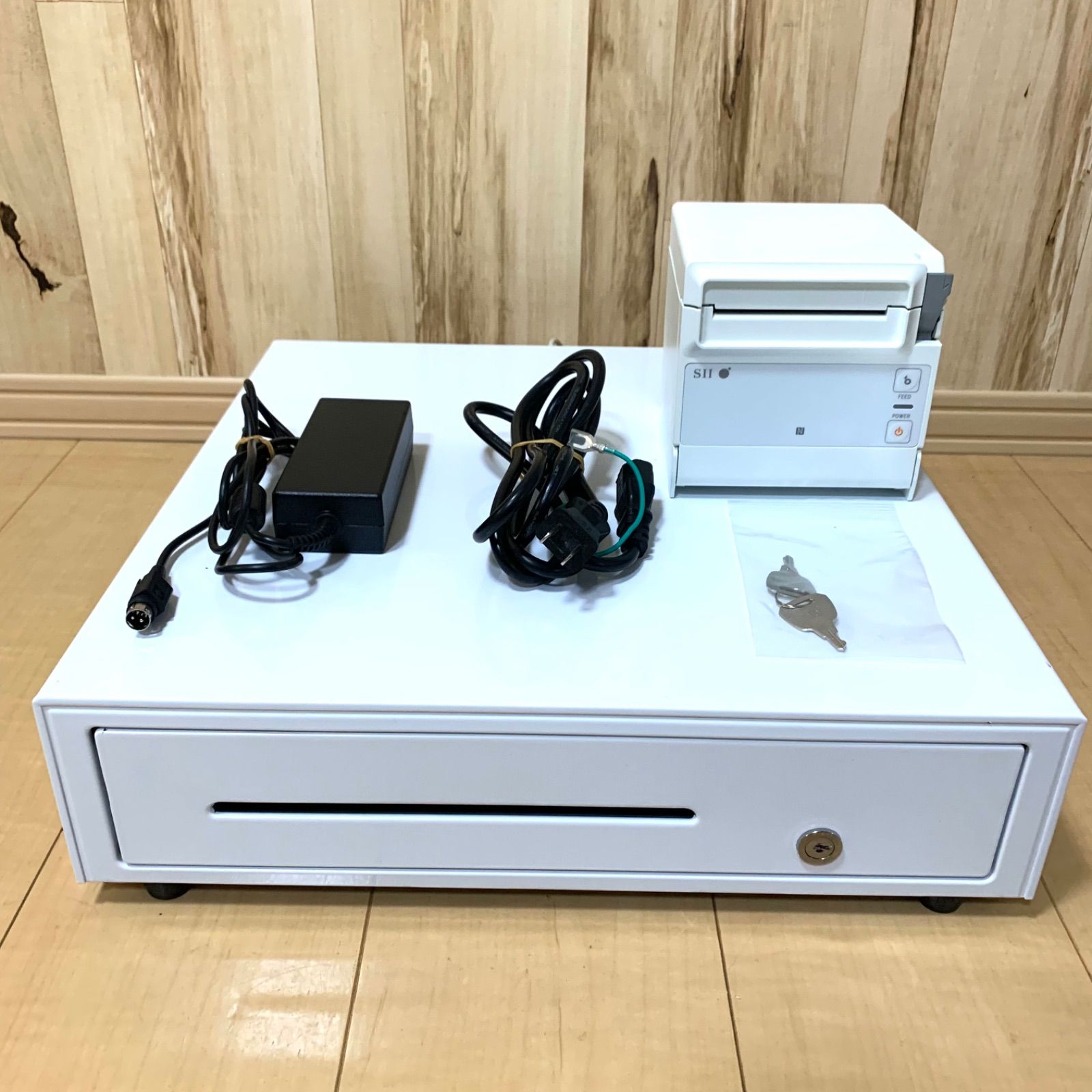 セイコーインスツル 据え置き型感熱式プリンター RP-F 10シリーズ 10-W 27 J 1-4 Bluetooth接続 MFi認定ドロアー Z 1 N 26 Z-1002 X H