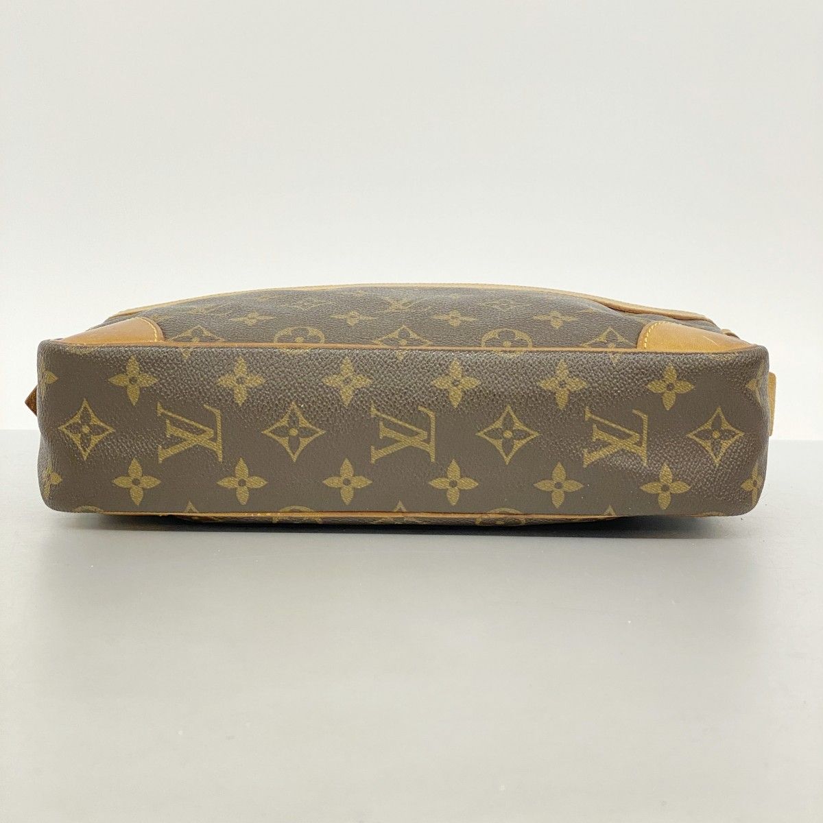 5oe5886】ルイヴィトン クラッチバッグ モノグラム コンピエーニュ28