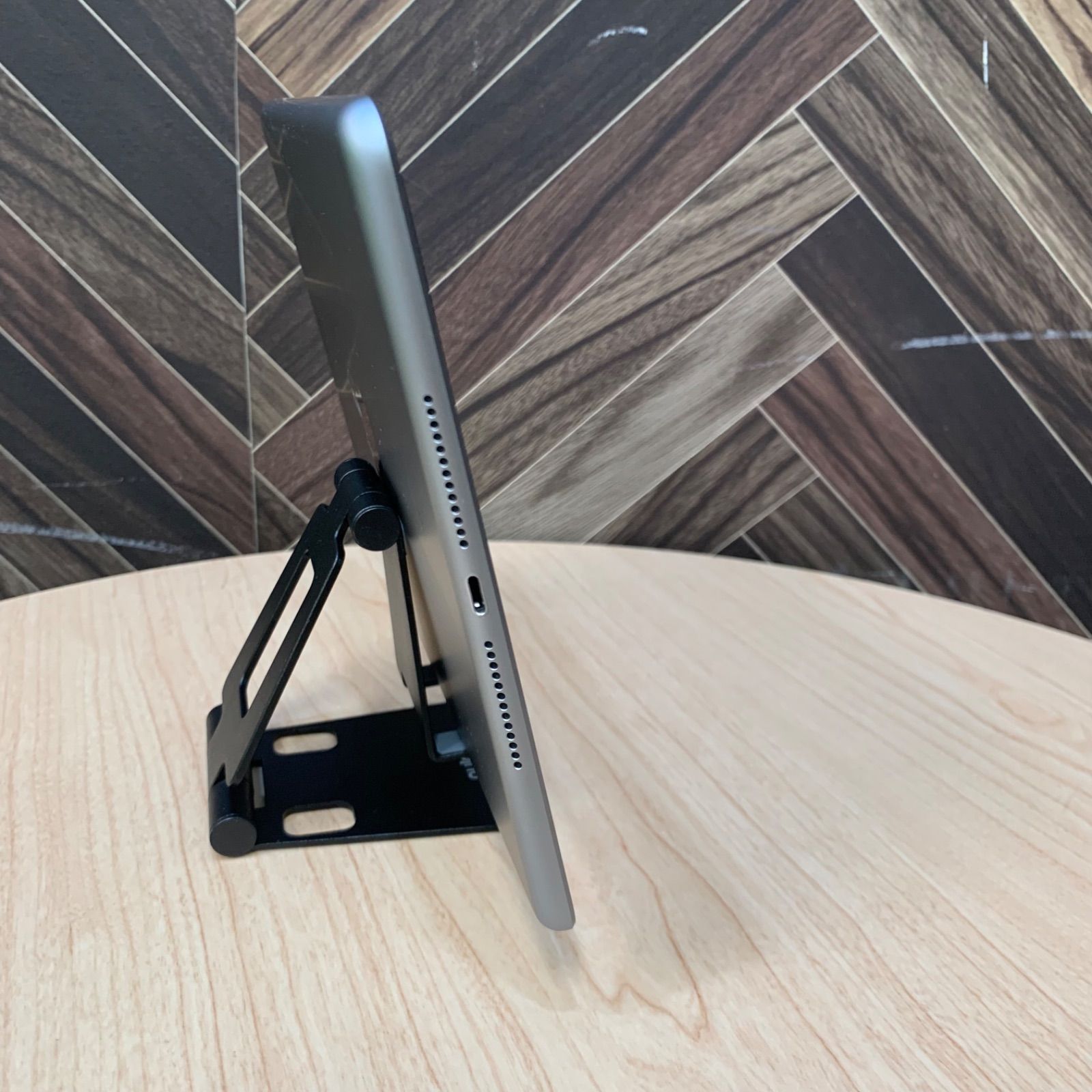 iPad 第6世代 128GB バッテリー97% グレー - メルカリ