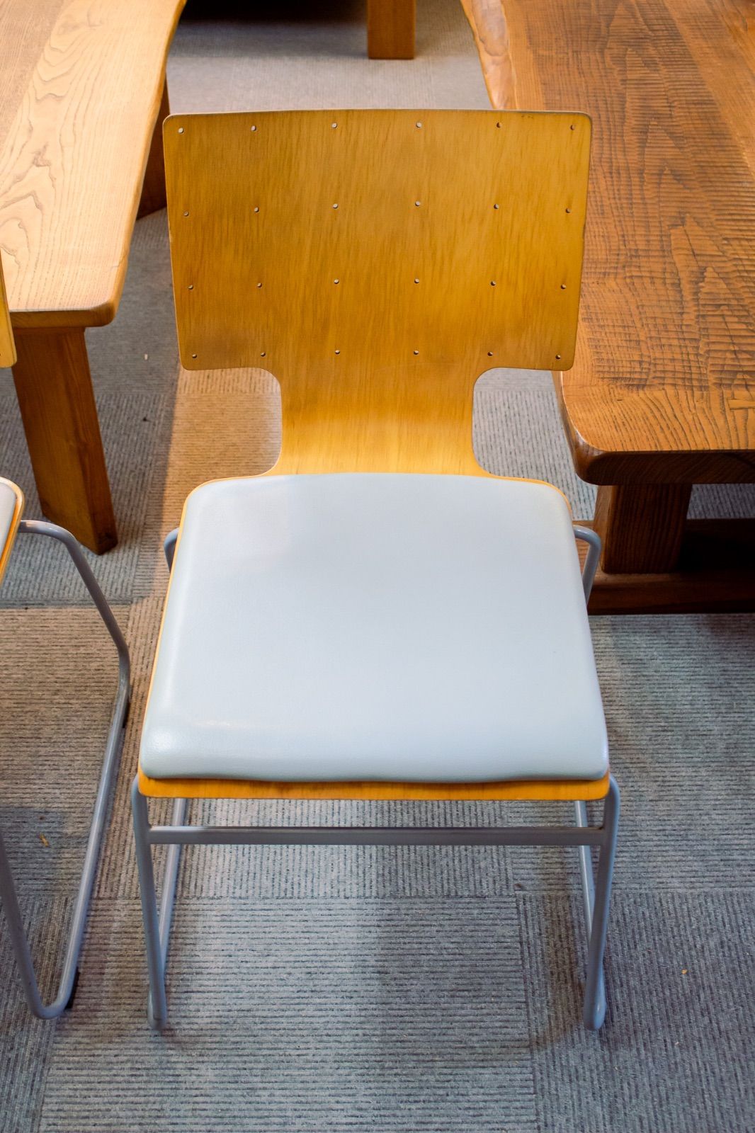 店舗用椅子 セット 四角椅子グレー