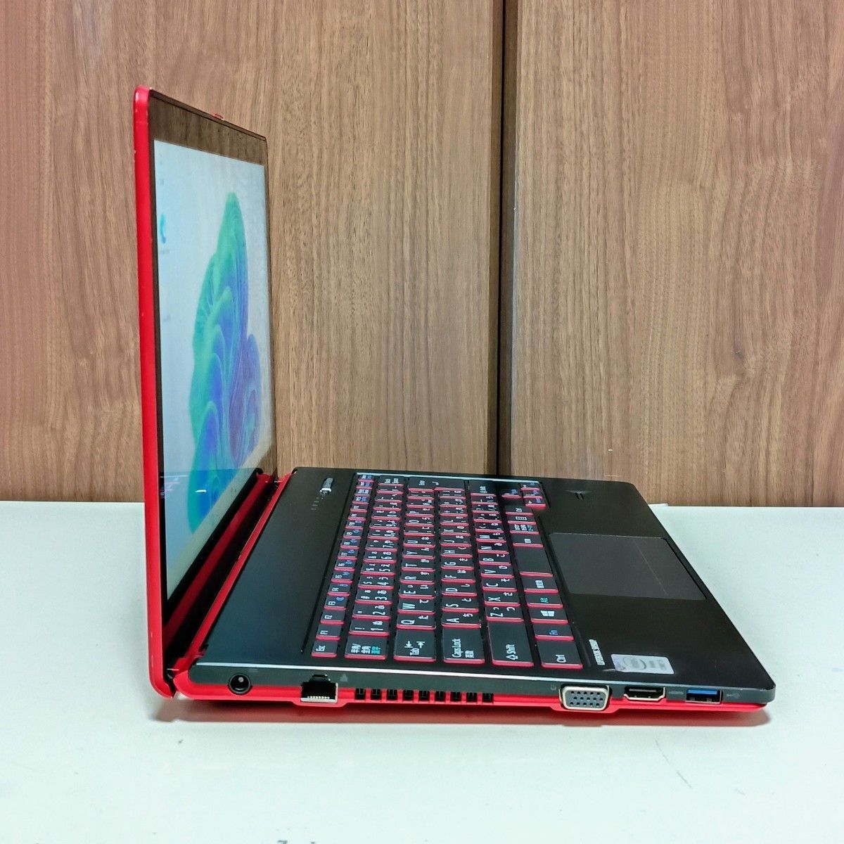 FUJITSU LIFEBOOK Corei5 メモリ12GB SSD512GB Webカメラ タッチパネル