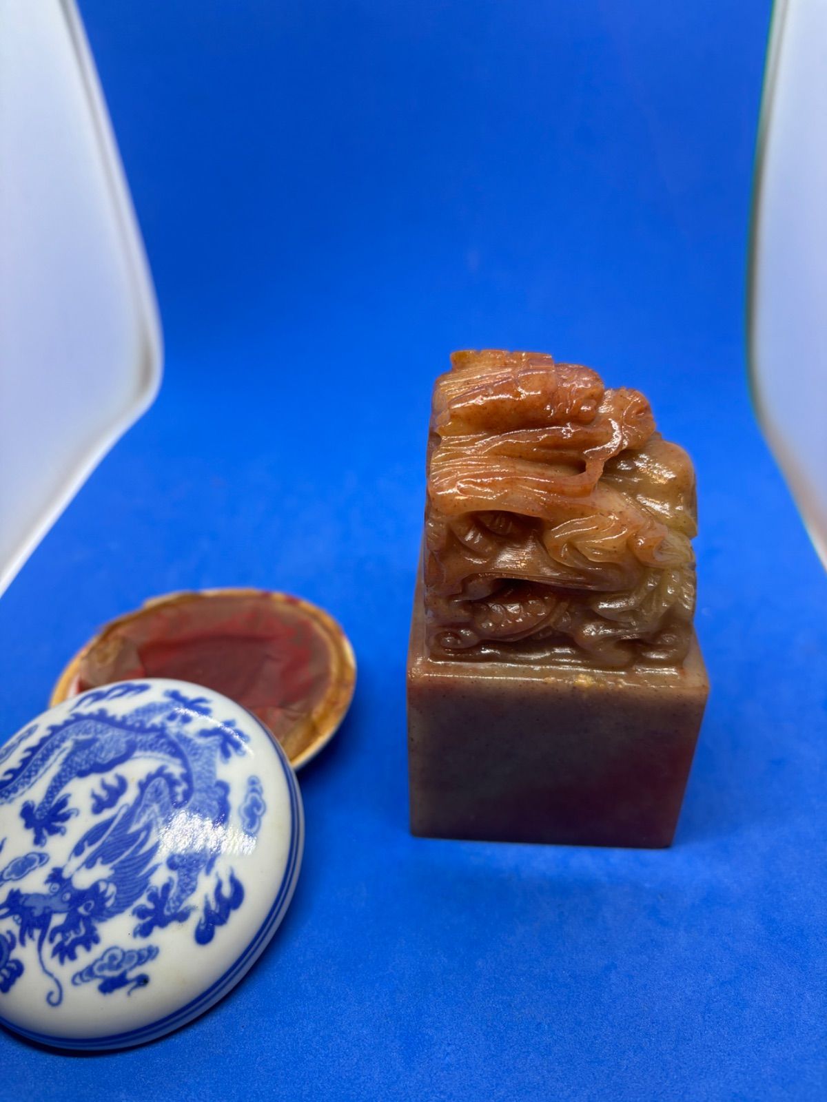 極美品 寿山石 印章 精雕“龙吐珠” 50×50×87mm - メルカリ