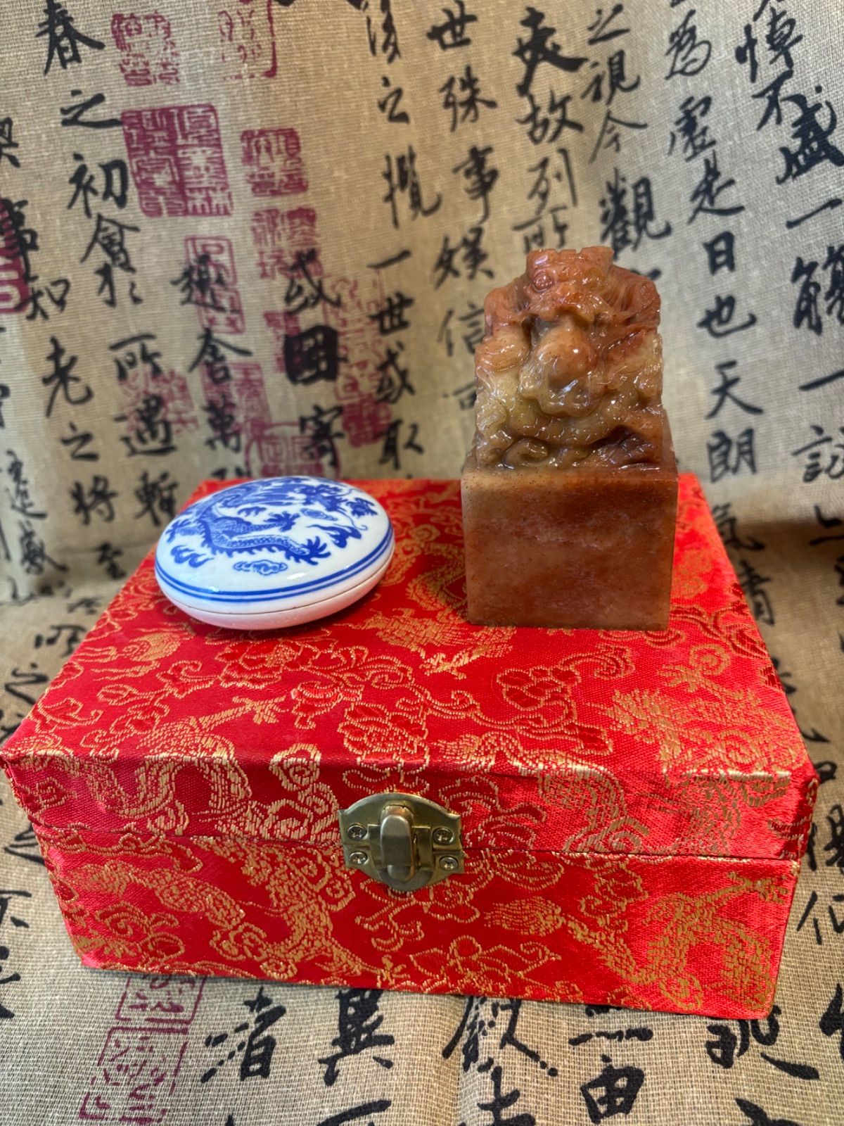 極美品 寿山石 印章 精雕“龙吐珠” 50×50×87mm - メルカリ