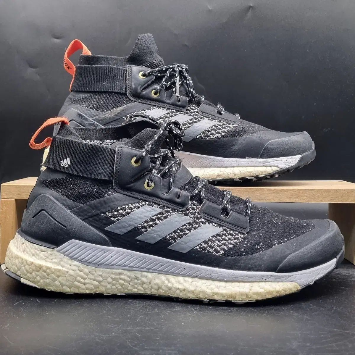 アディダス テレックス フリーハイカー トレッキングシューズ 285