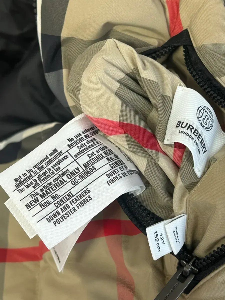 リバーシブル ダウンジャケット