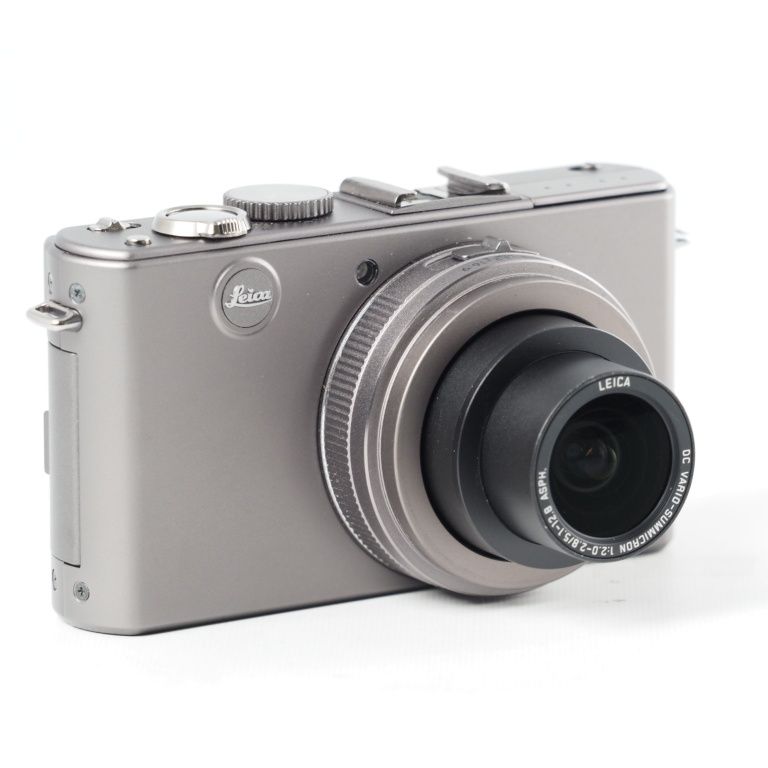 LEICA ライカ D-LUX4 Titan コンパクトデジタルカメラ チタン DLUX4