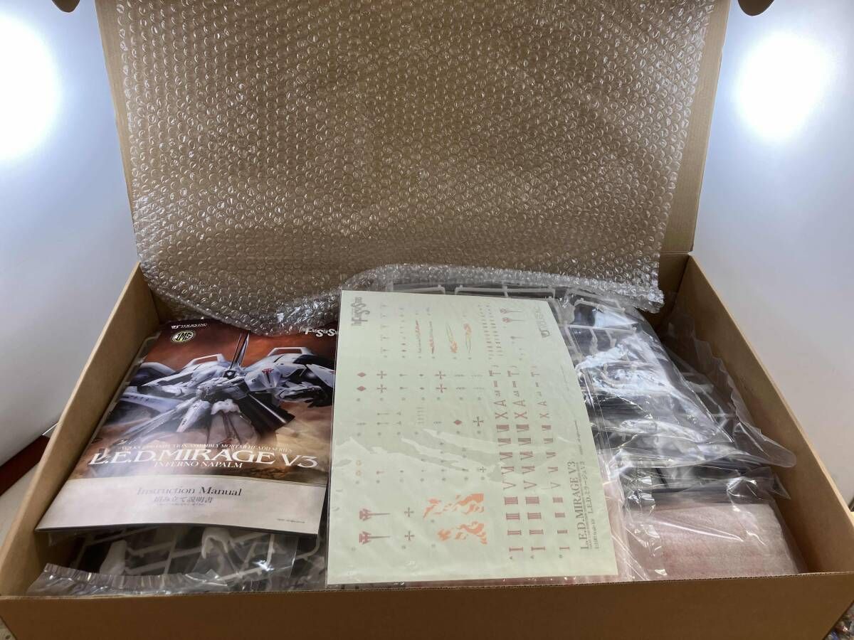 中袋 プラモデル ボｰクス 1 100 L E D ミラｰジュ V 3 Limited Edition IMS ｢ファイブスタｰ物語｣ 未組立品